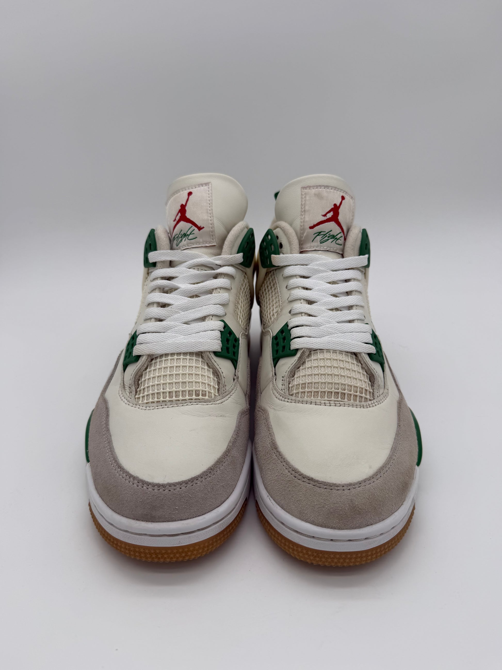Jordan 4 Retro SB Pine Green