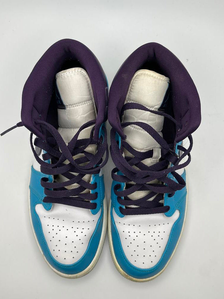 Jordan 1 Mid Hornets