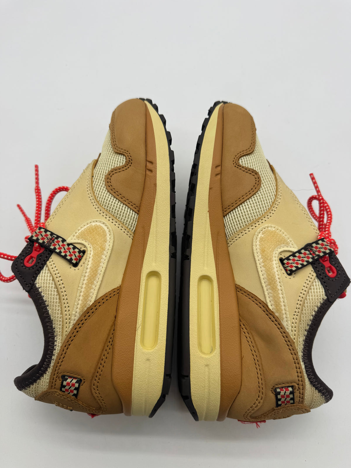 Nike Air Max 1 Travis Scott Cactus Jack Wheat Lemon Drop