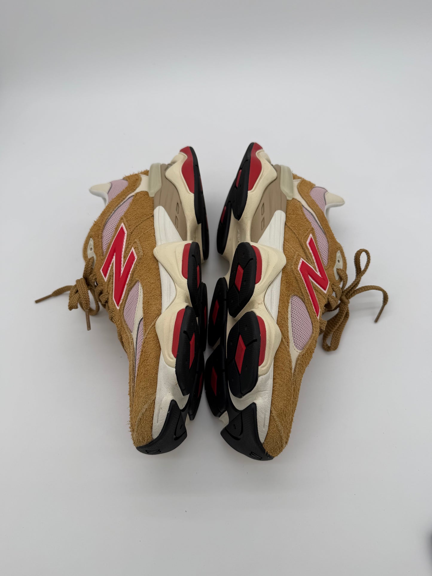 New Balance 9060 Great Plains True Red