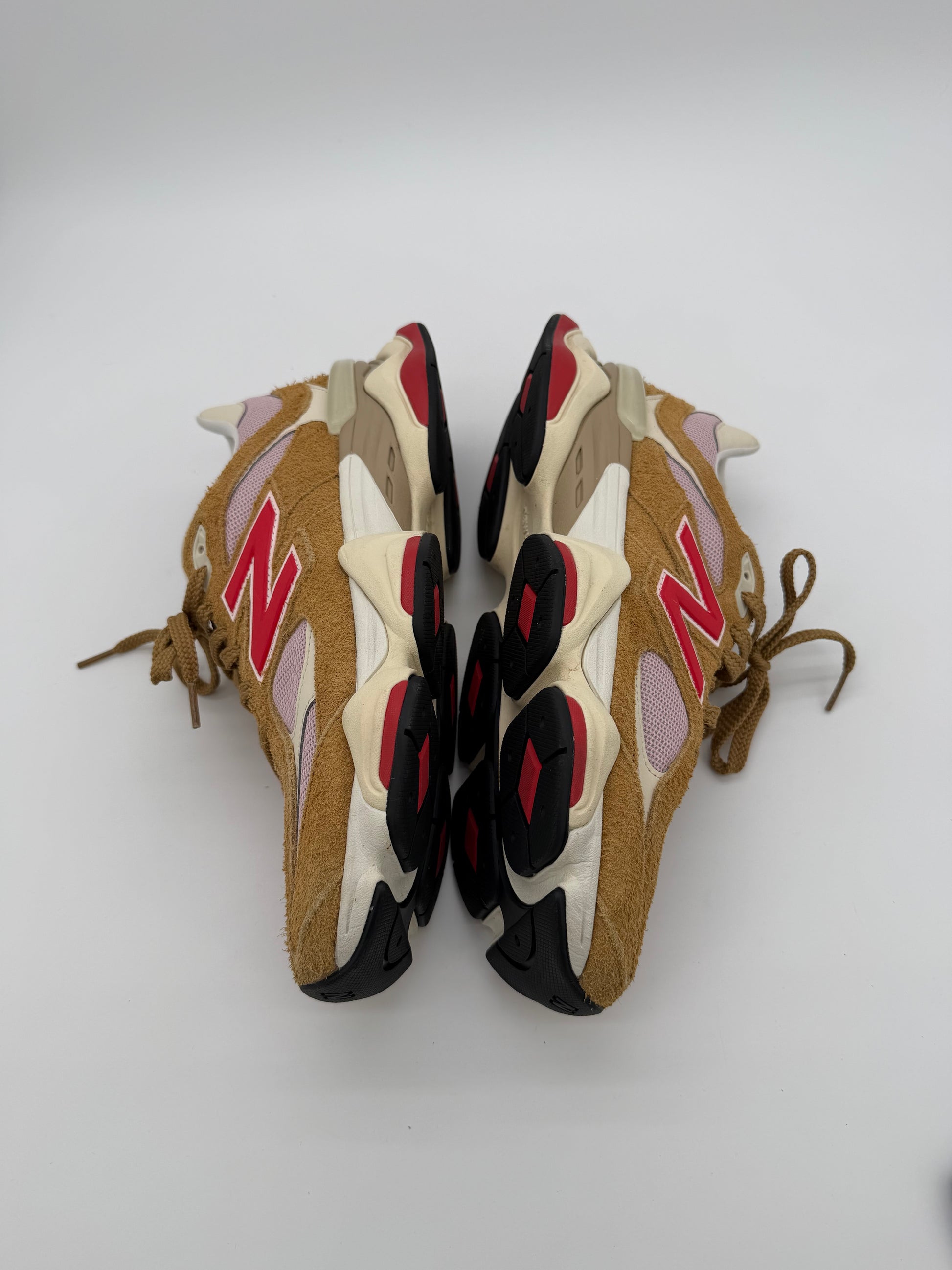 New Balance 9060 Great Plains True Red