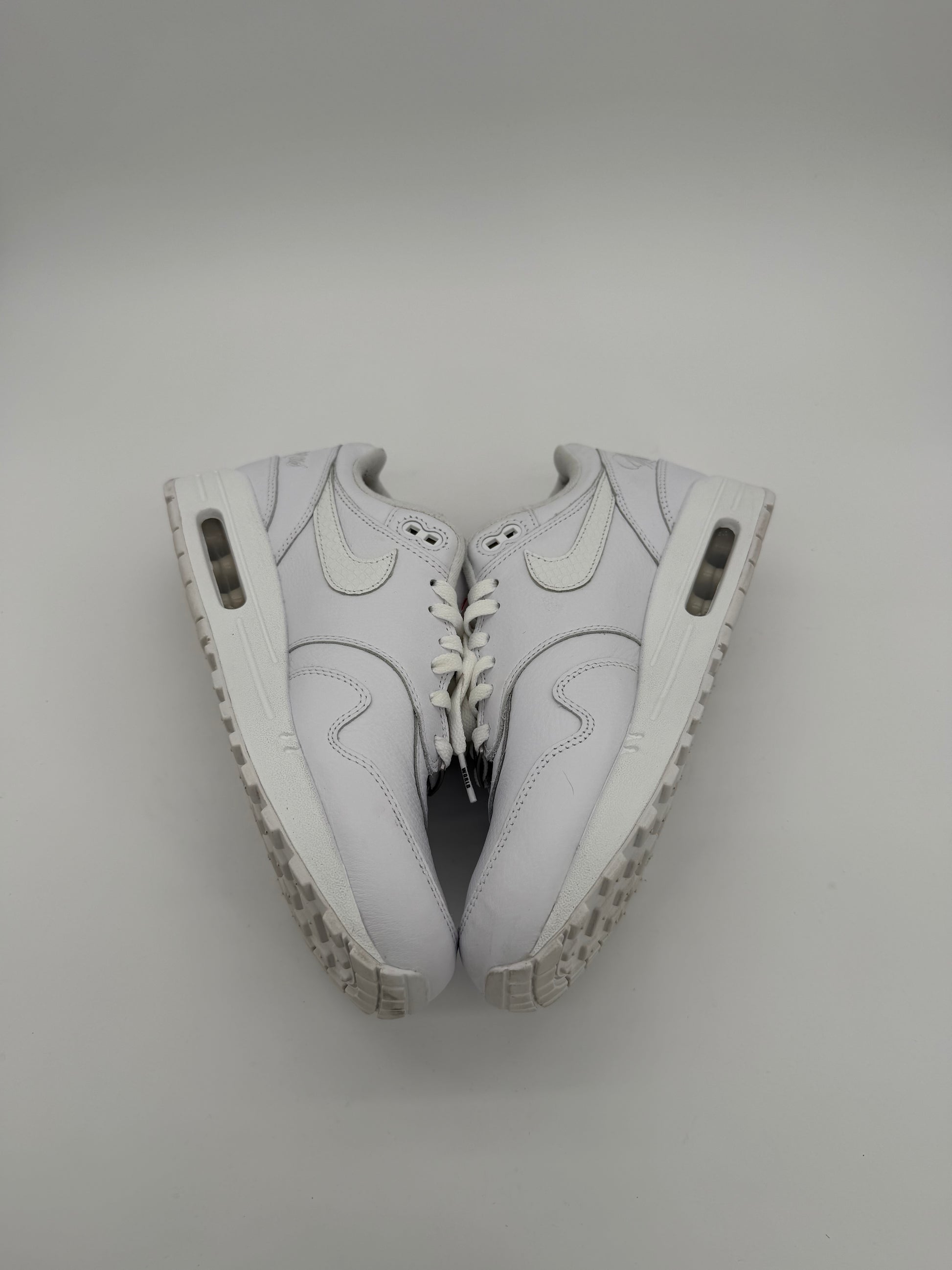 Nike Air Max 1 '87 SP Supreme Triple White