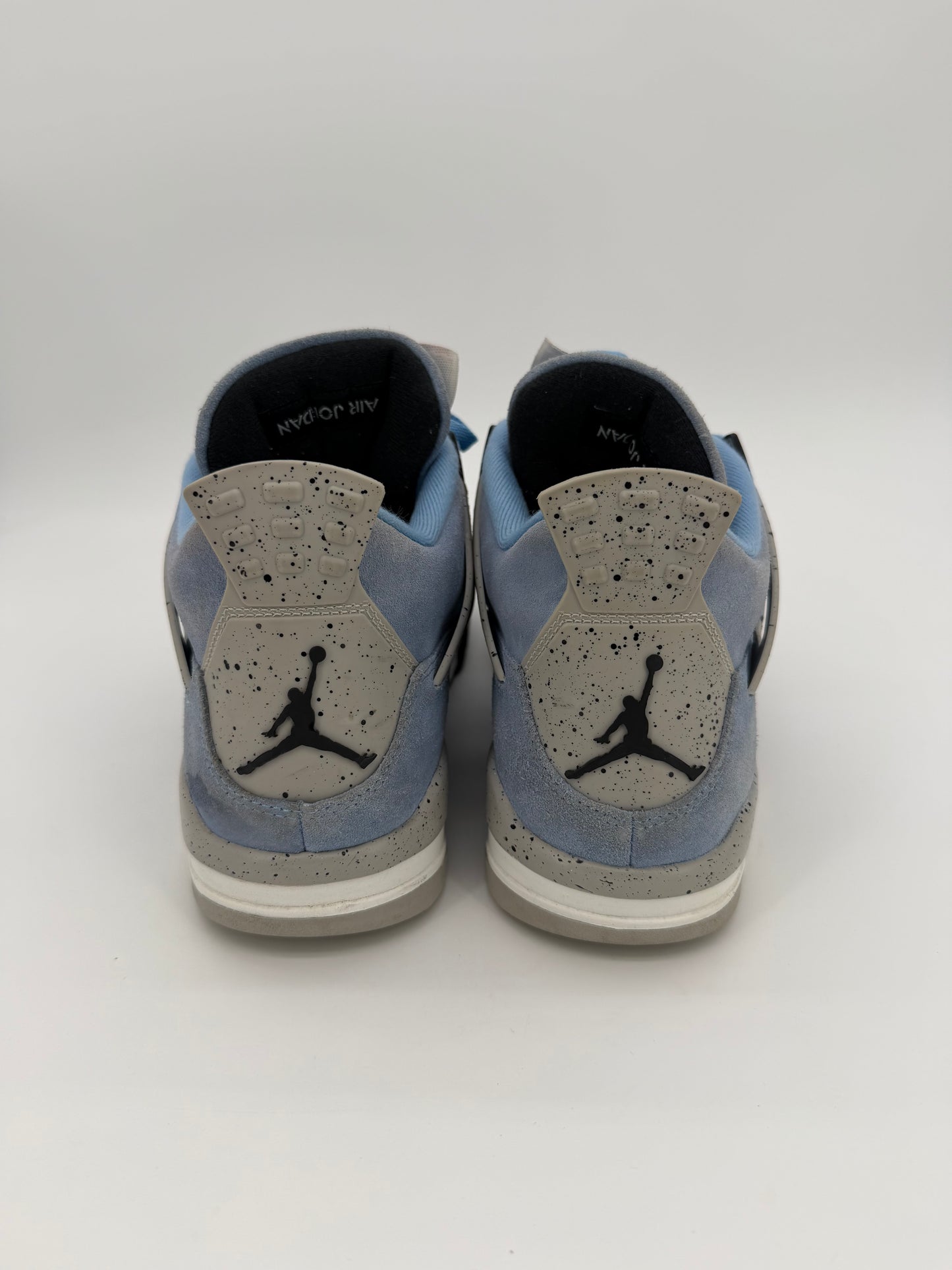 Jordan 4 Retro University Blue