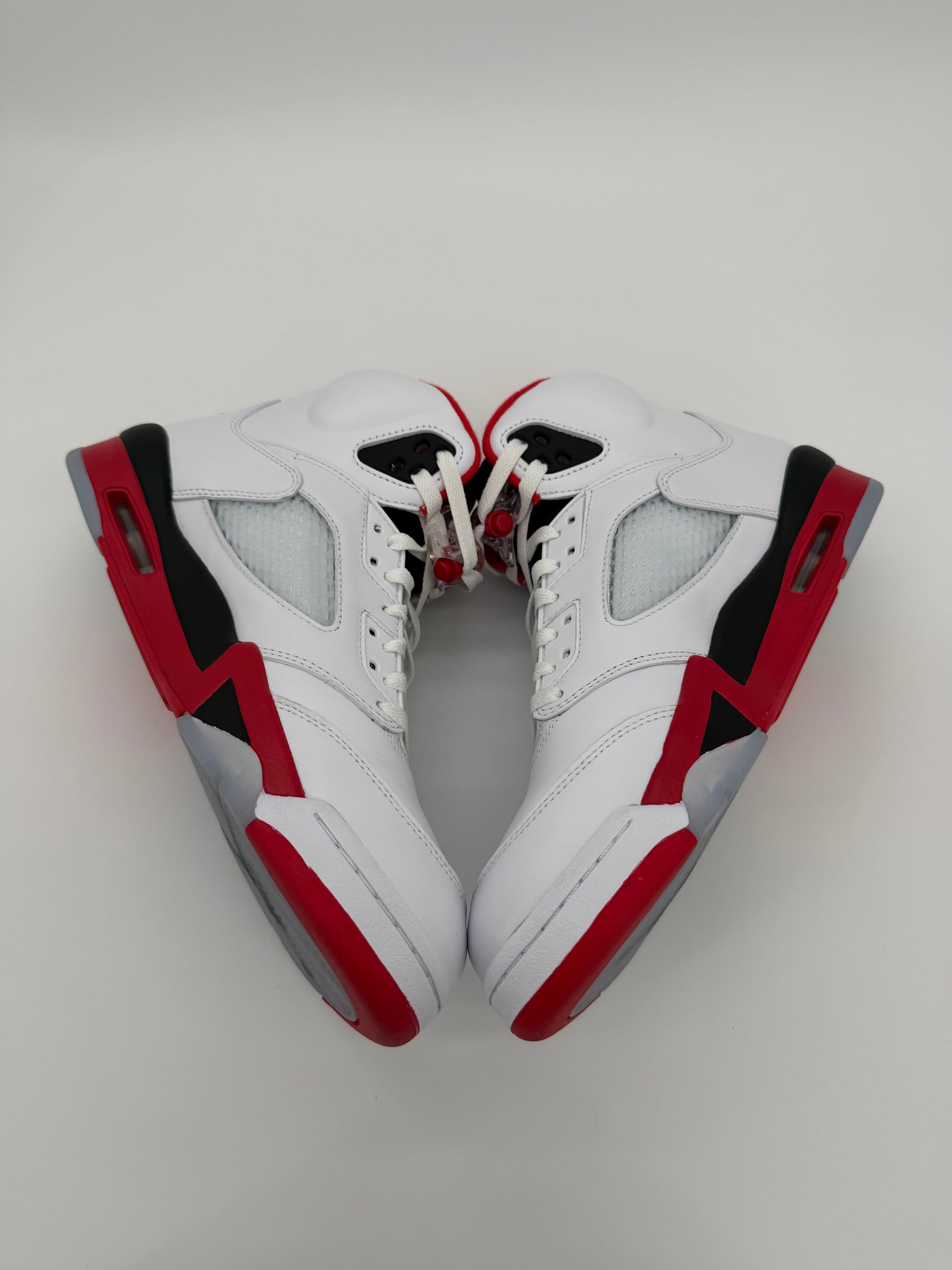 Jordan 5 Retro Fire Red Black Tongue (2025)