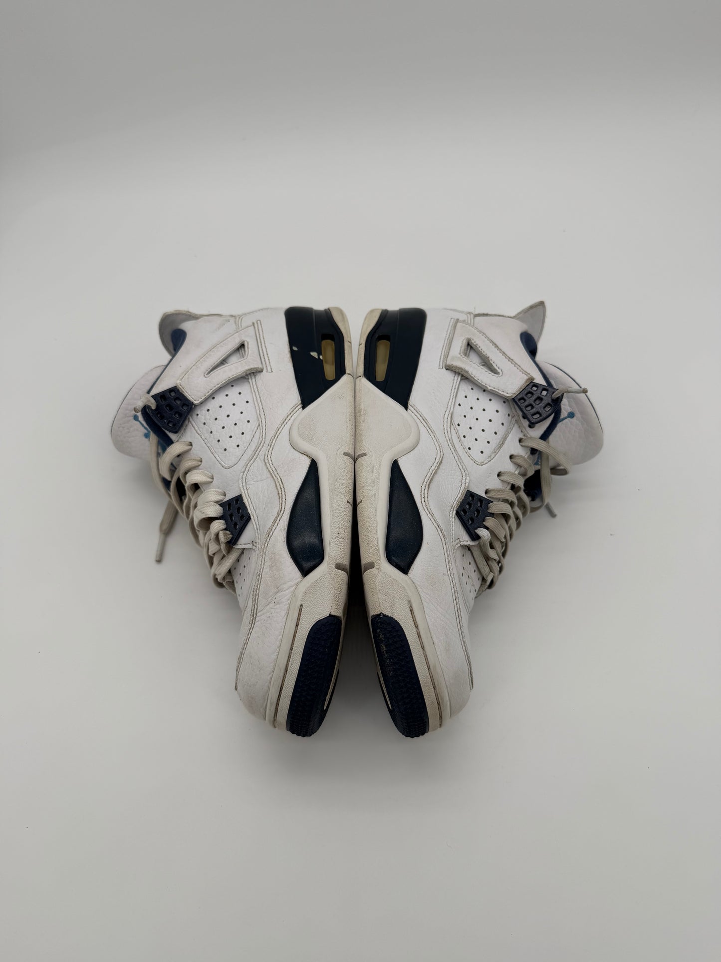 Jordan 4 Retro Columbia (2015)