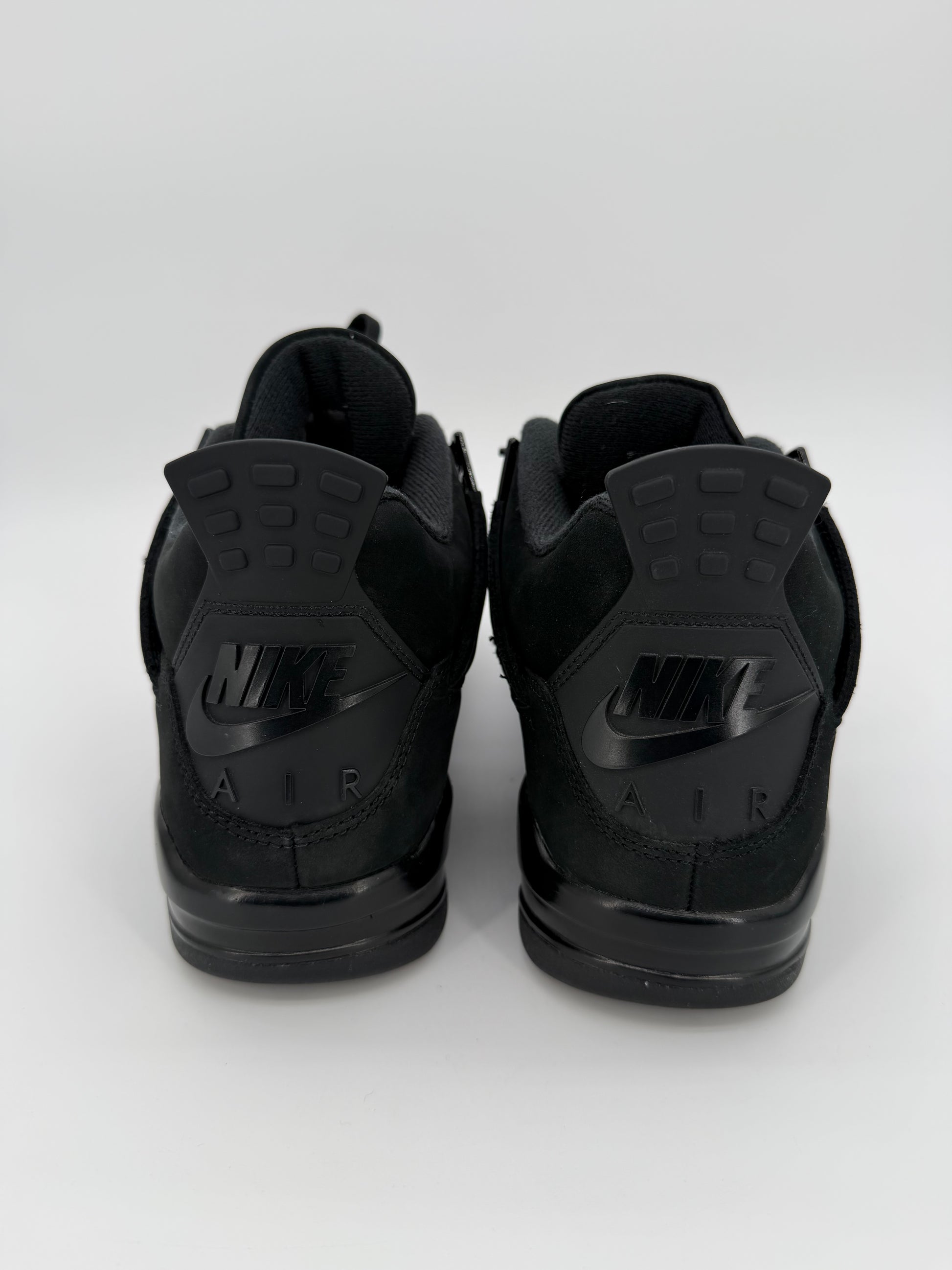 Jordan 4 Retro Black Cat (2025)