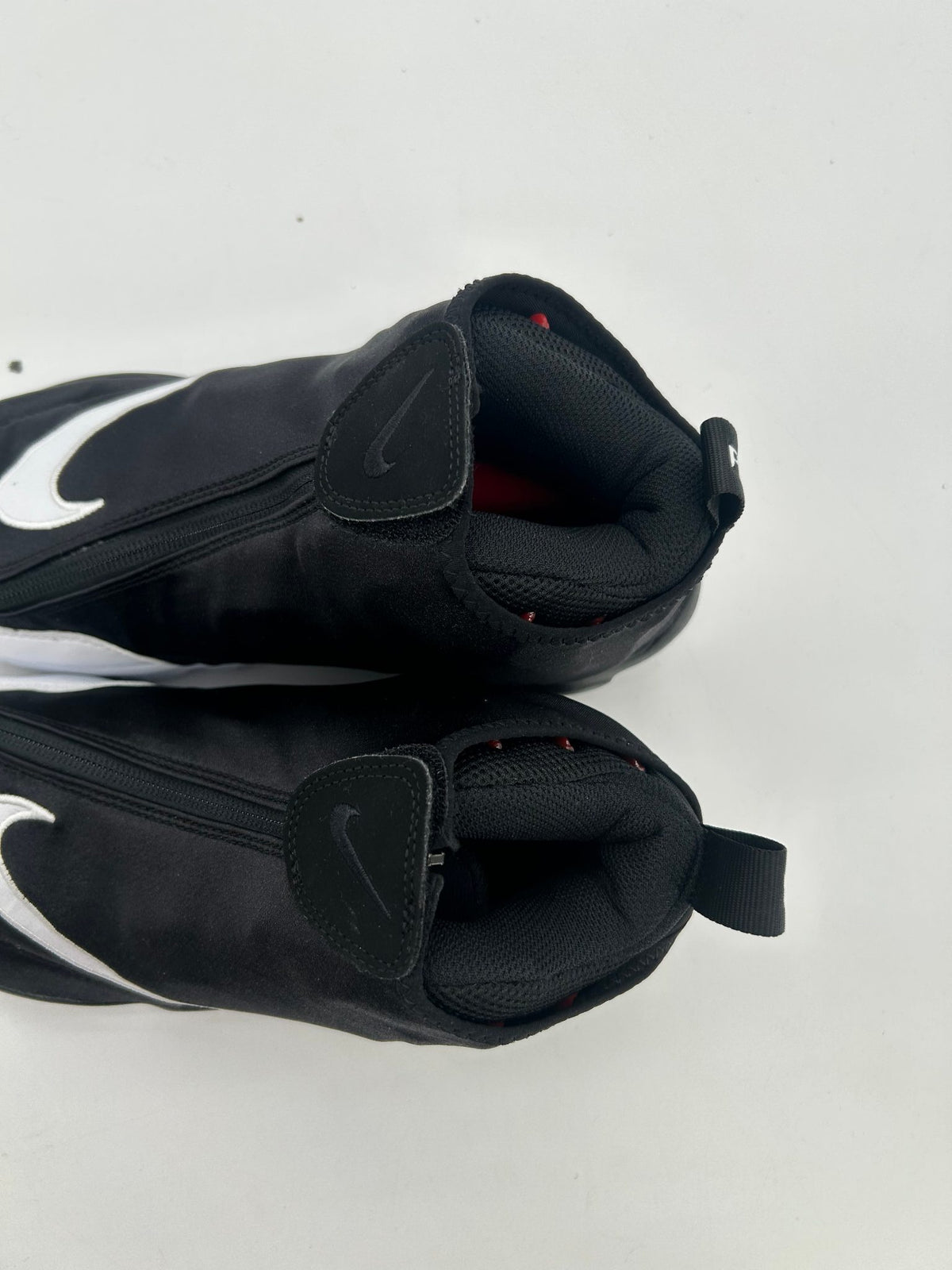 Nike Air Zoom Flight The Glove Black White OG (2026)