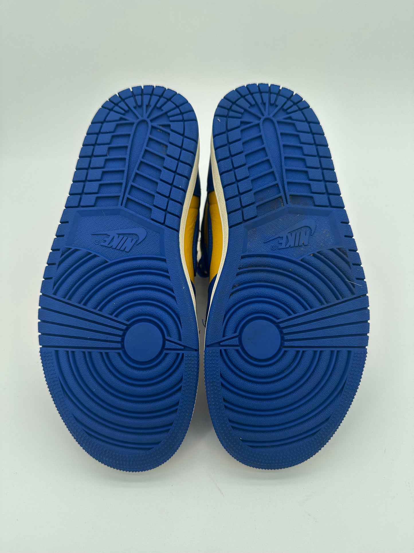 Jordan 1 Retro High OG Reverse Laney (Women's)