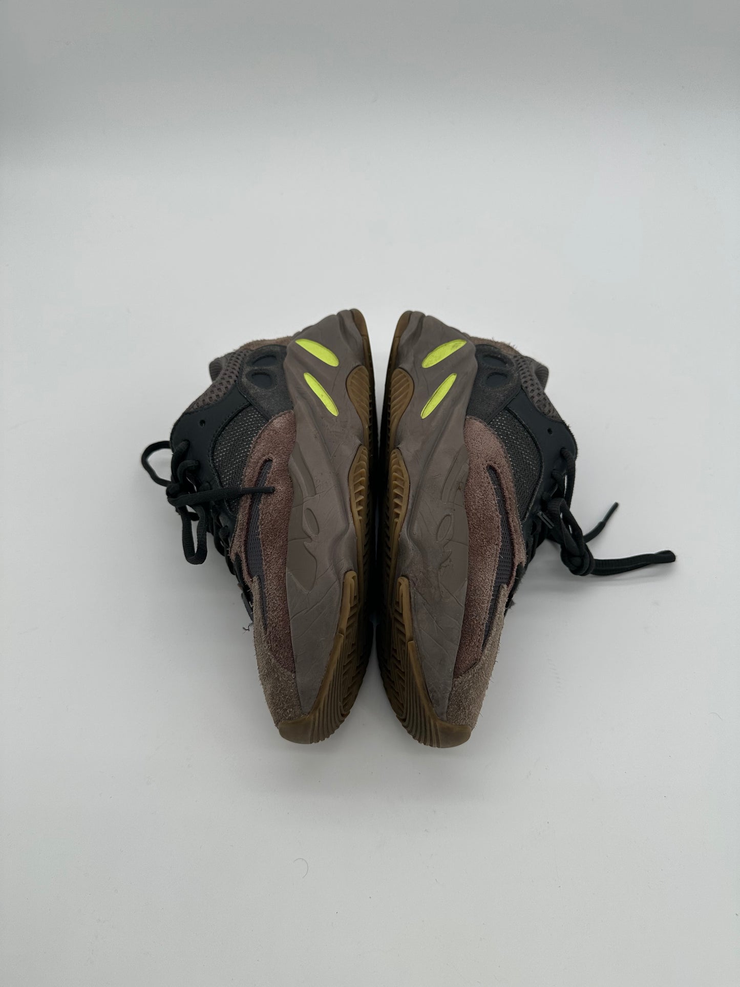 adidas Yeezy Boost 700 Mauve