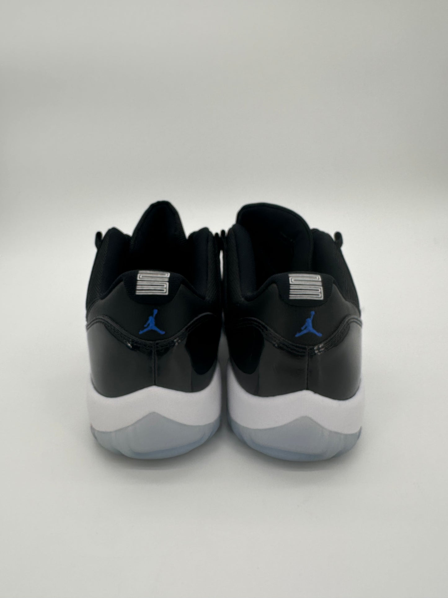 Jordan 11 Retro Low Space Jam