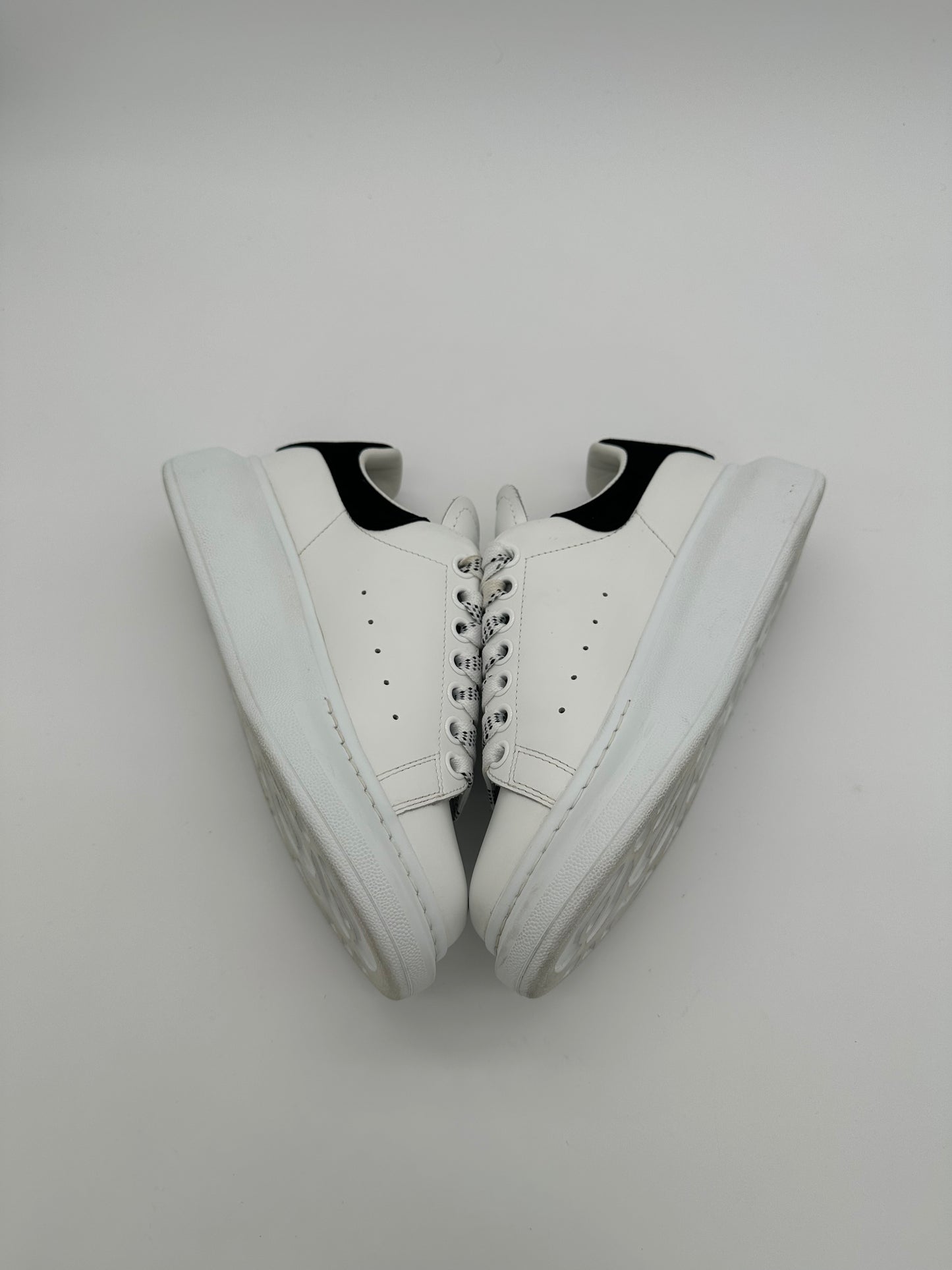 Alexander McQueen Oversized White Black (Women's)