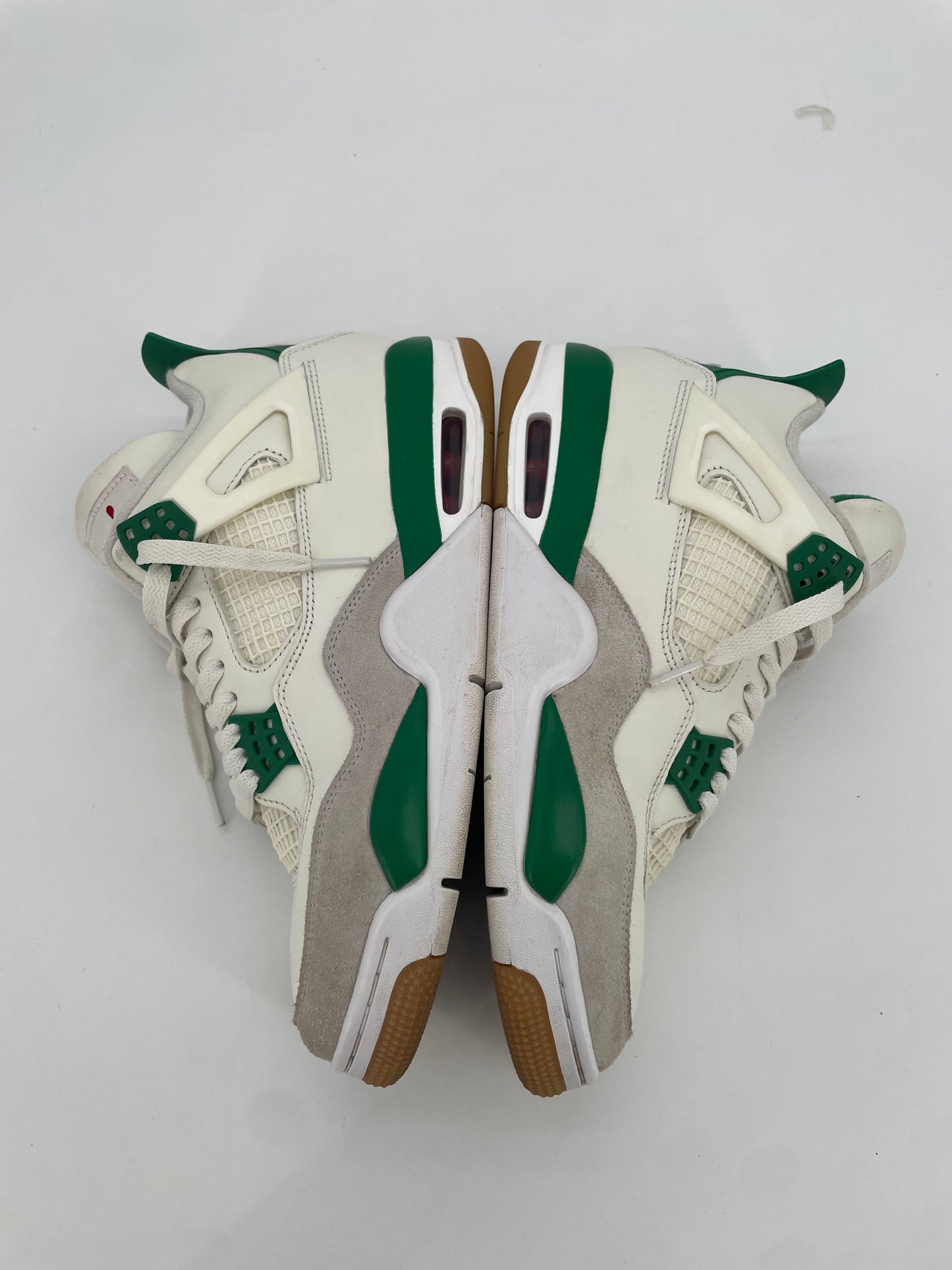 Jordan 4 Retro SB Pine Green