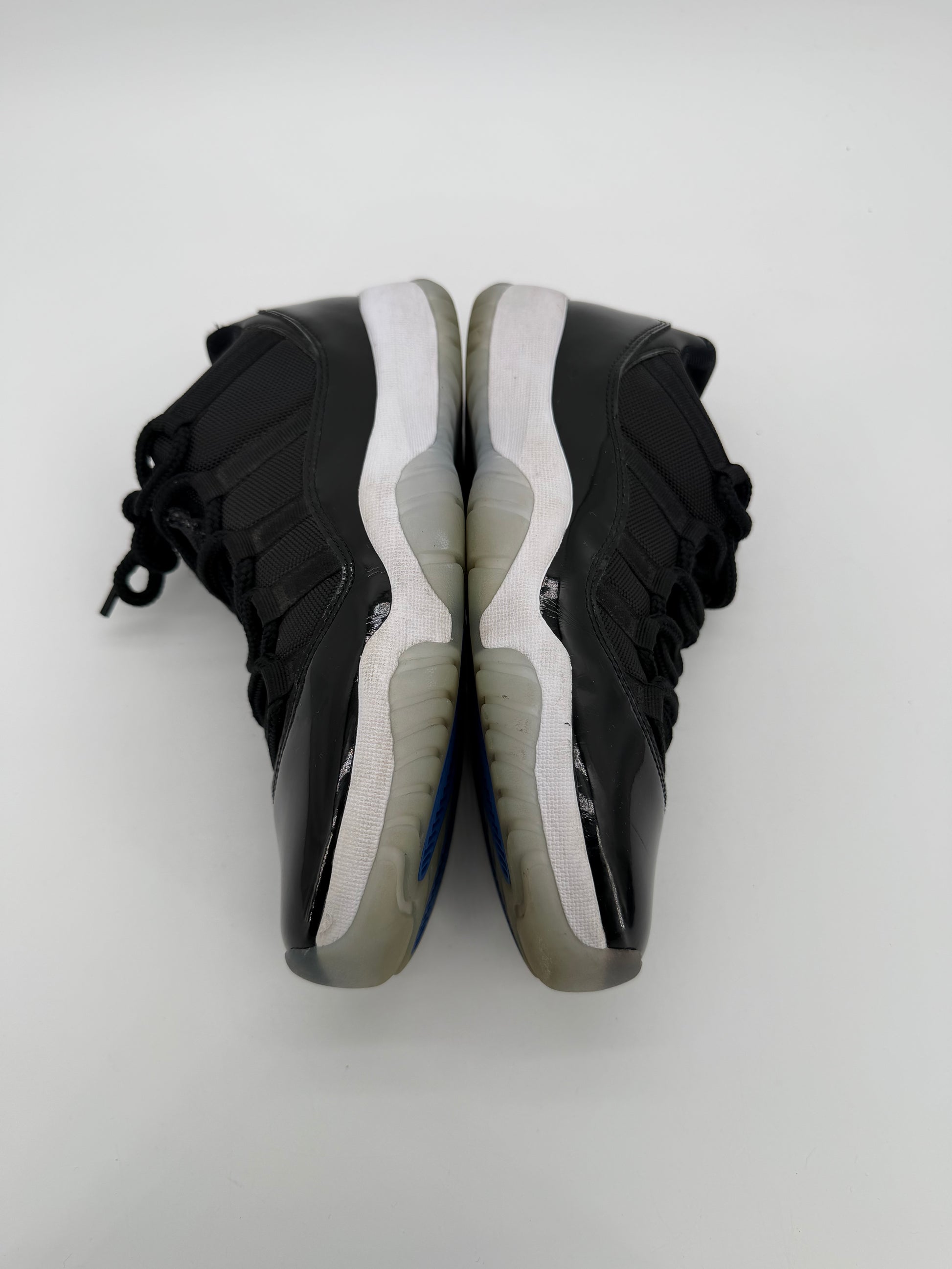 Jordan 11 Retro Low Space Jam
