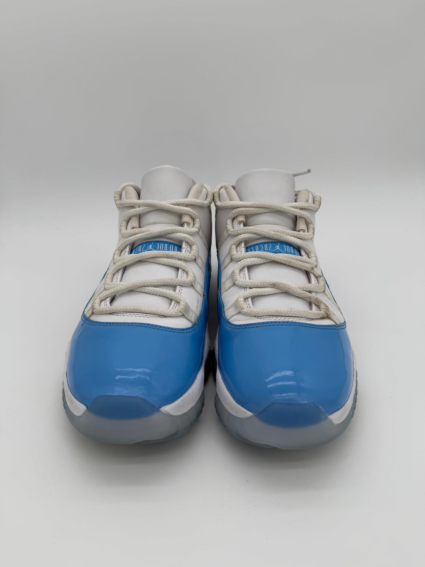 Jordan 11 Retro Low University Blue (2017)