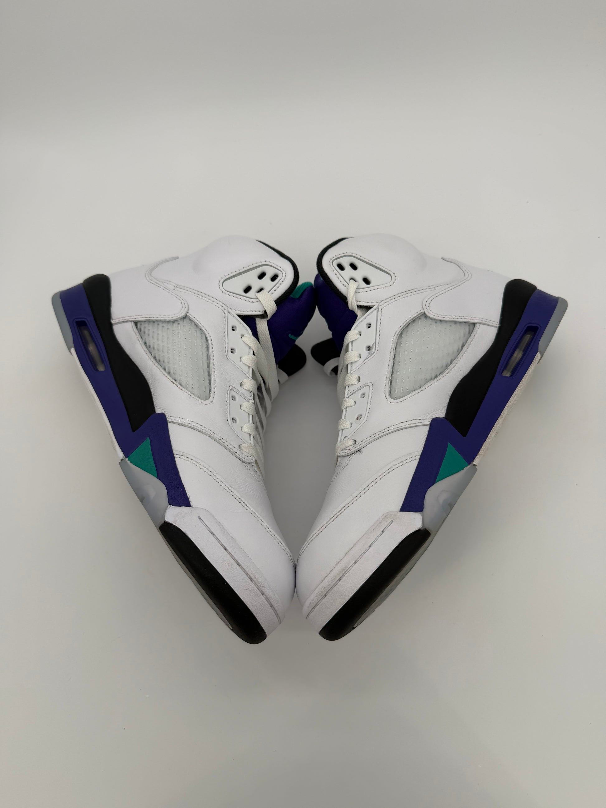 Jordan 5 Retro Grape (2025)