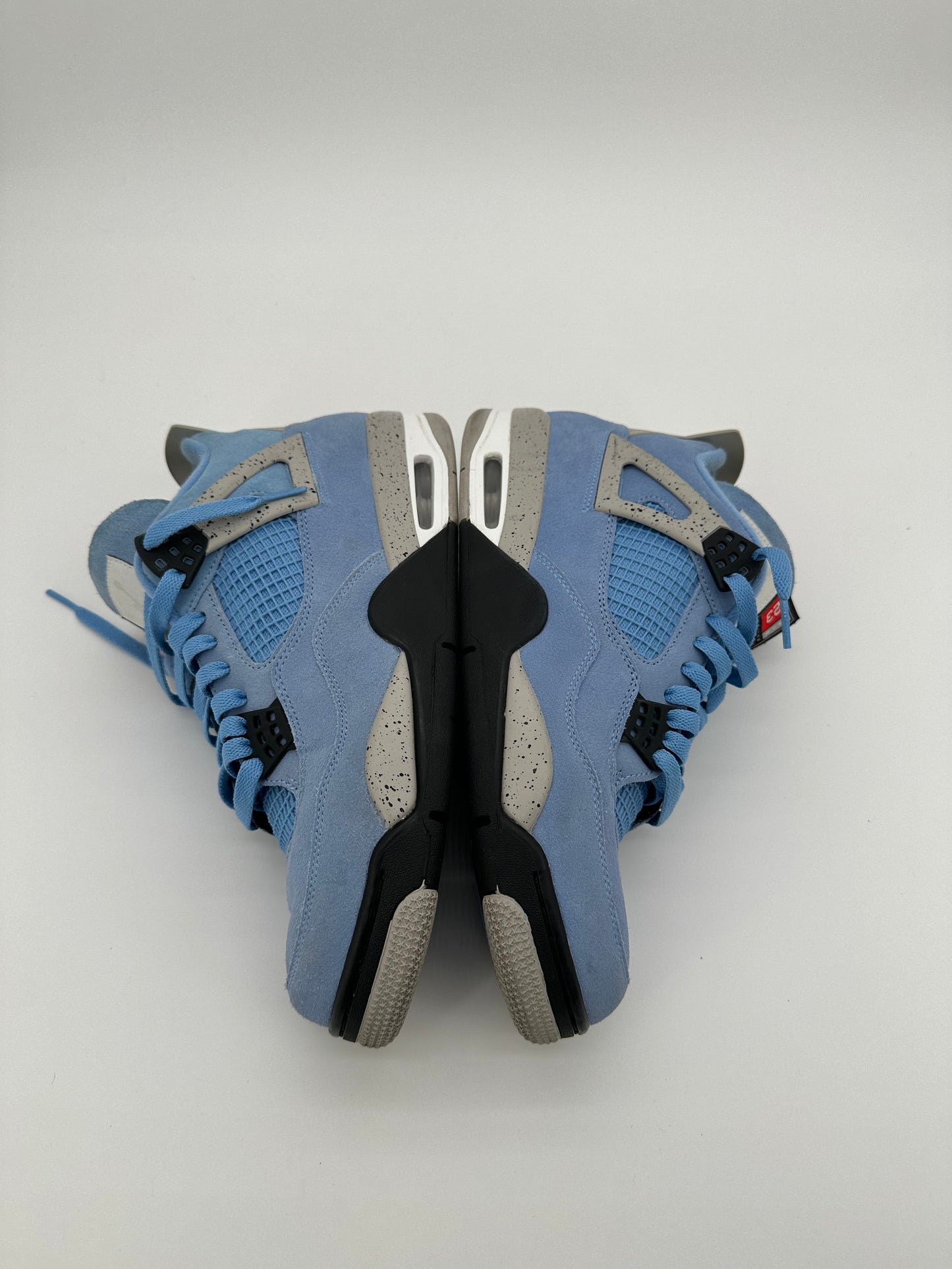 Jordan 4 Retro University Blue