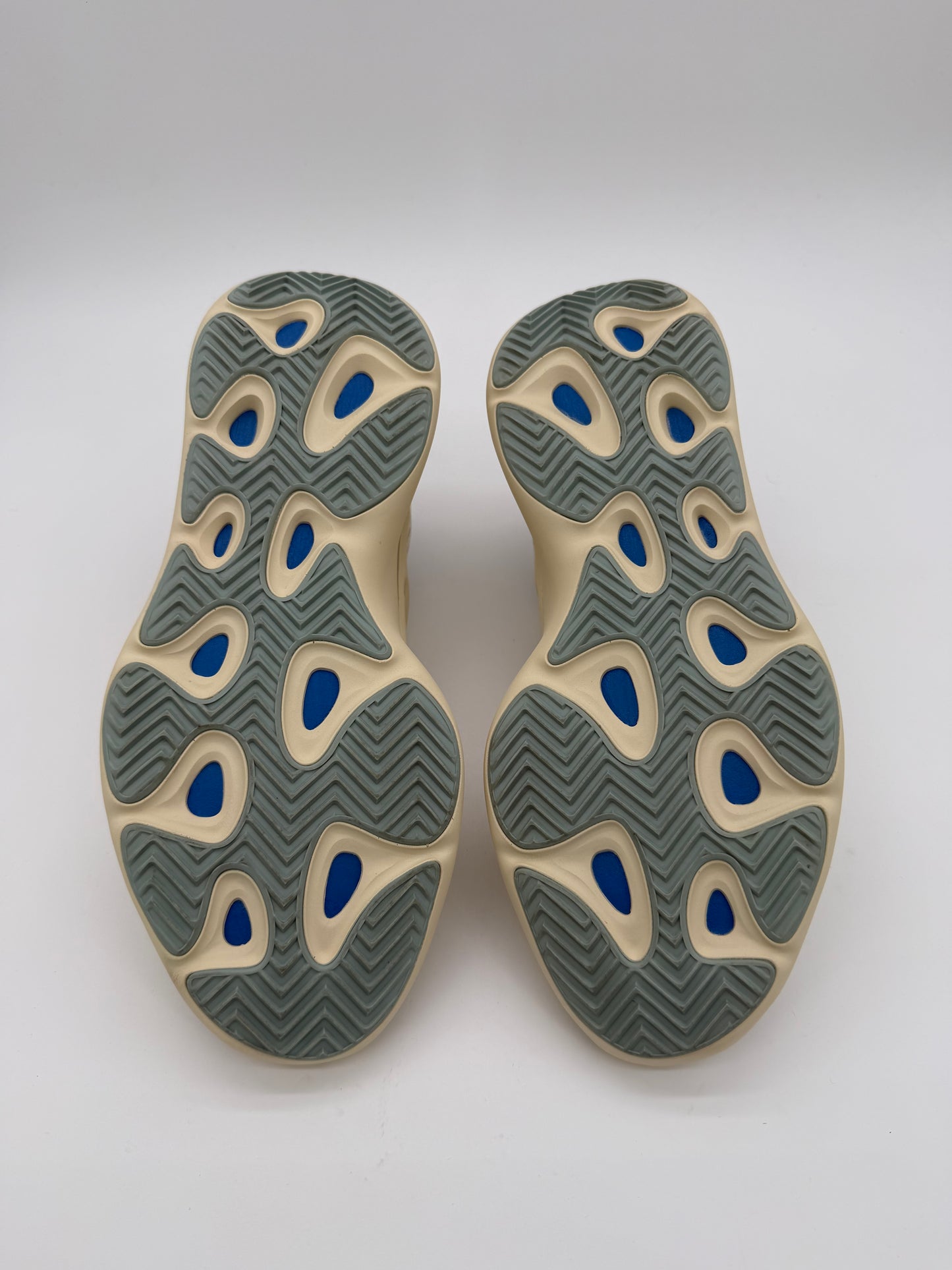 adidas Yeezy 700 V3 Azael