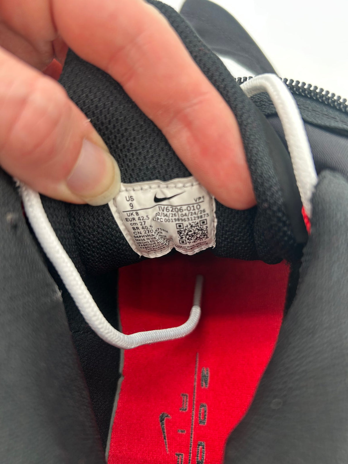 Nike Air Zoom Flight The Glove Black White OG (2026)