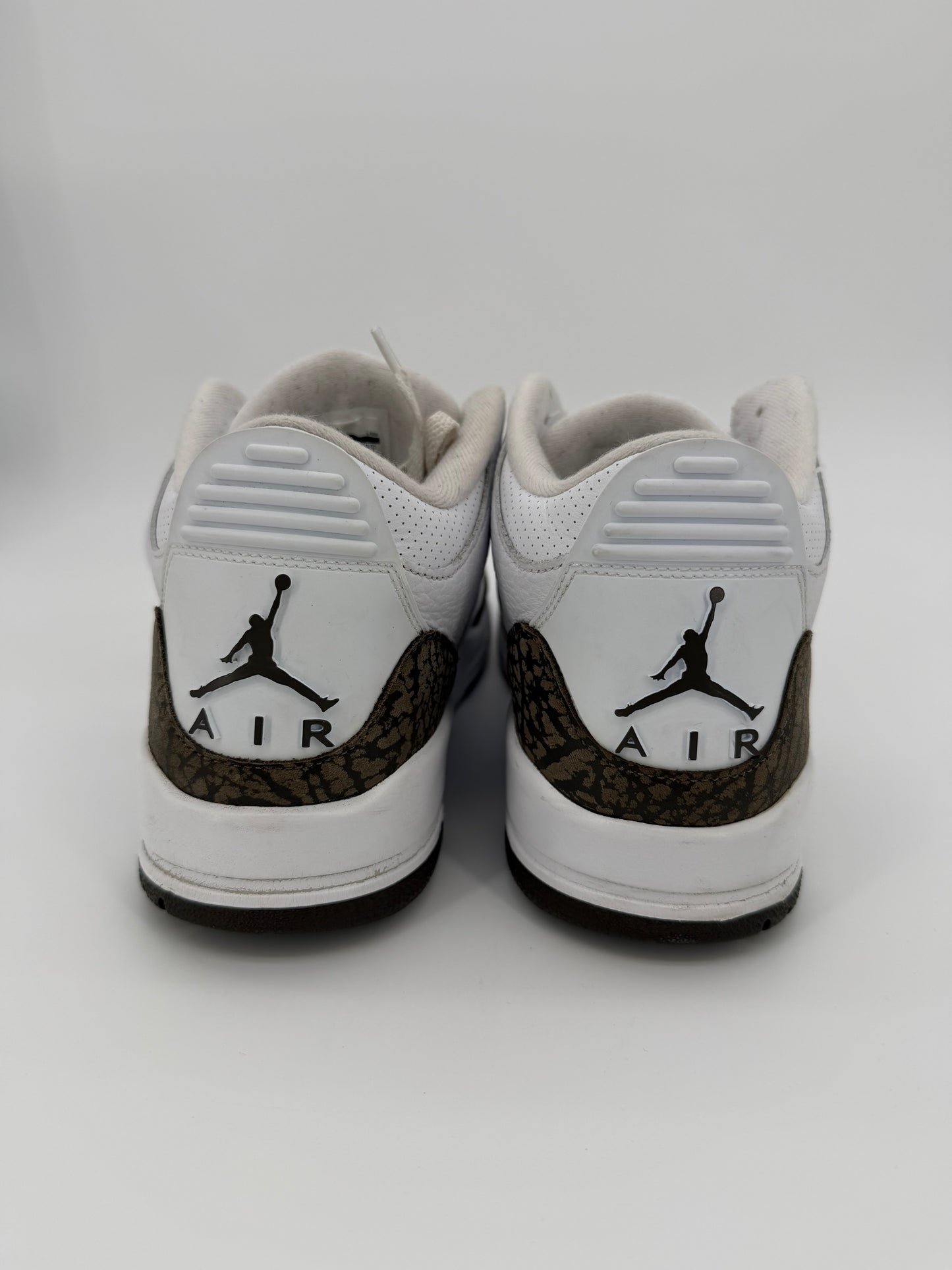 Jordan 3 Retro Mocha (2018)