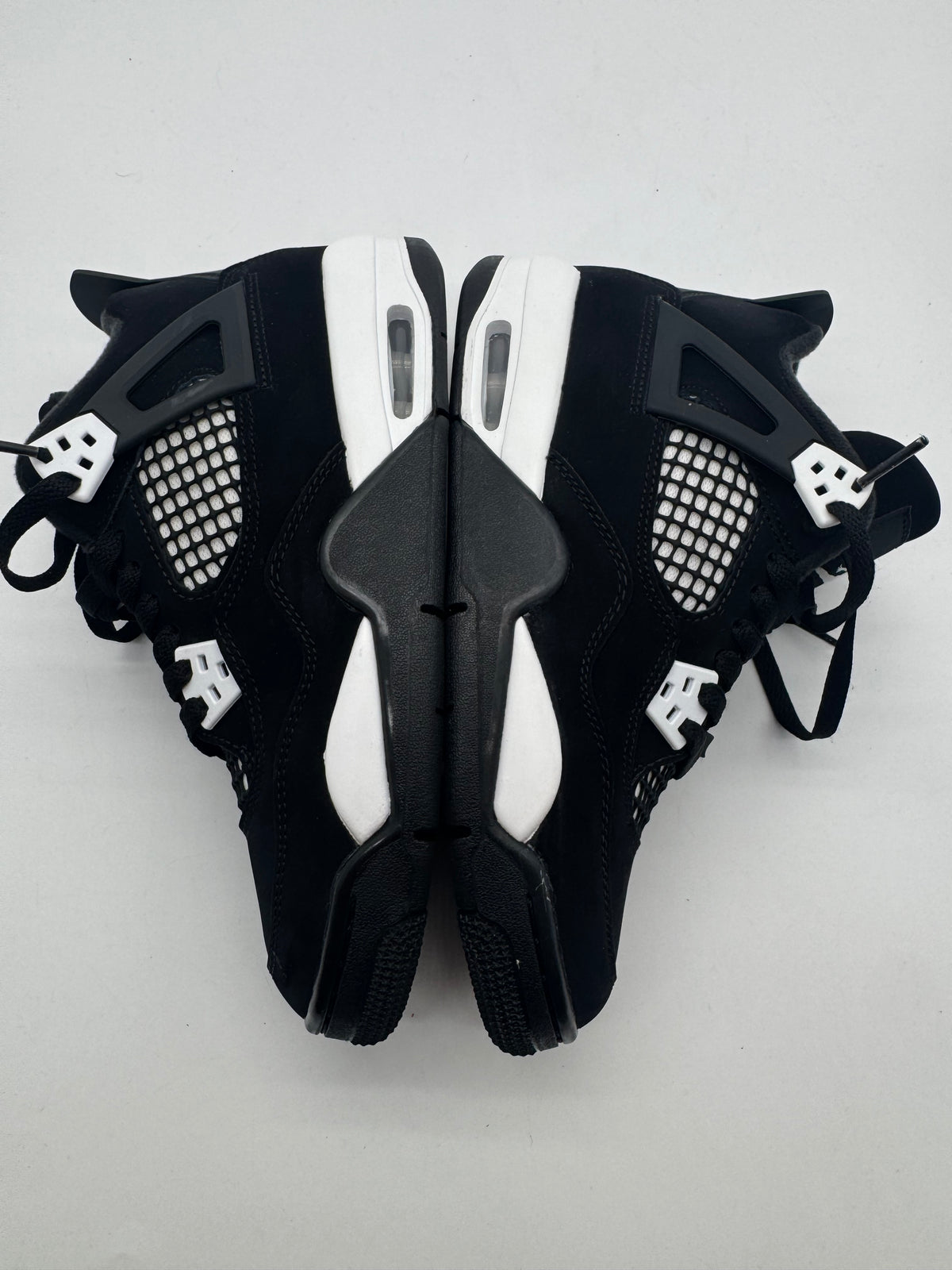 Jordan 4 Retro White Thunder (GS)