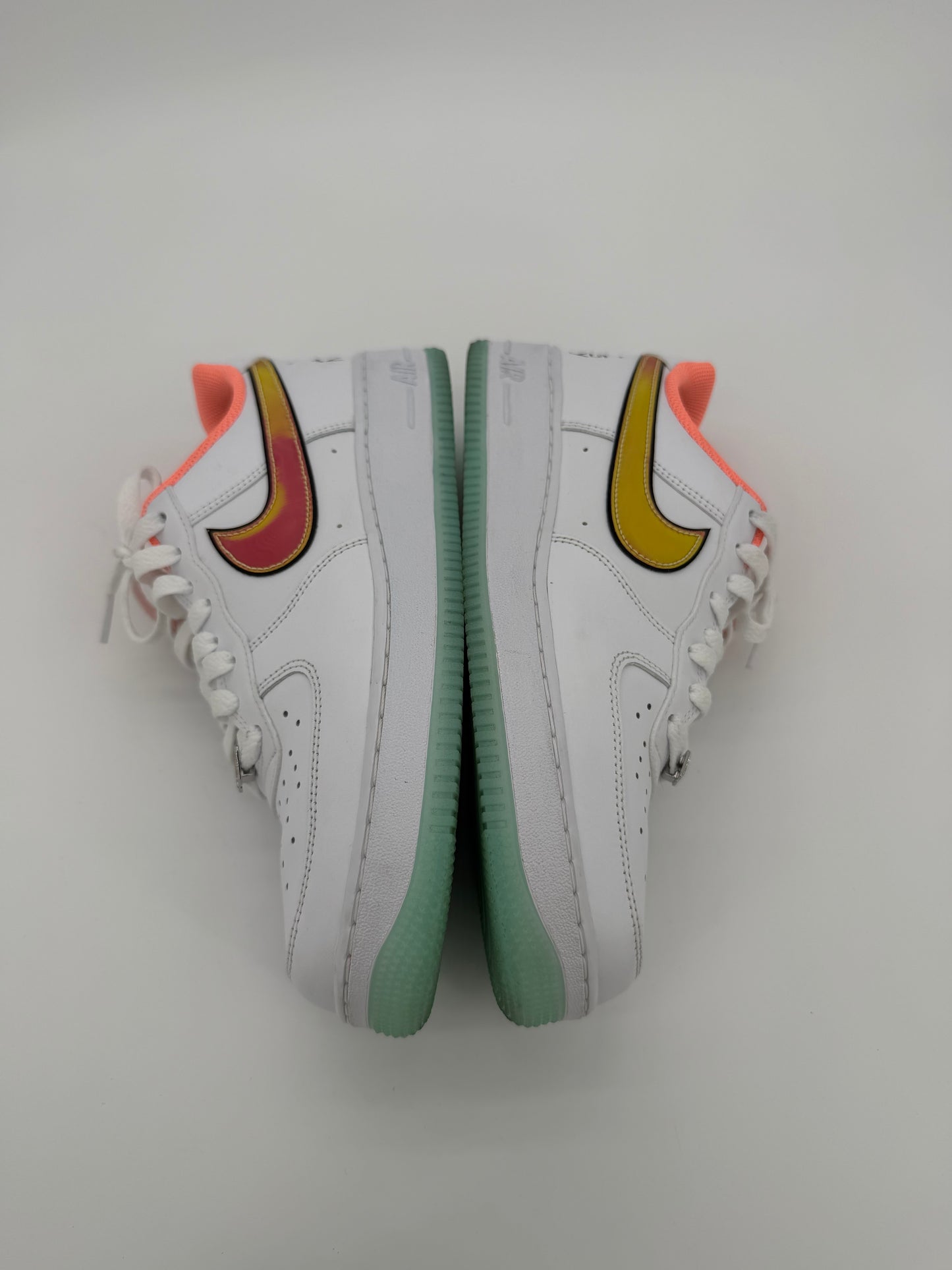 Nike Air Force 1 Low NY vs. NY White Crimson Pulse