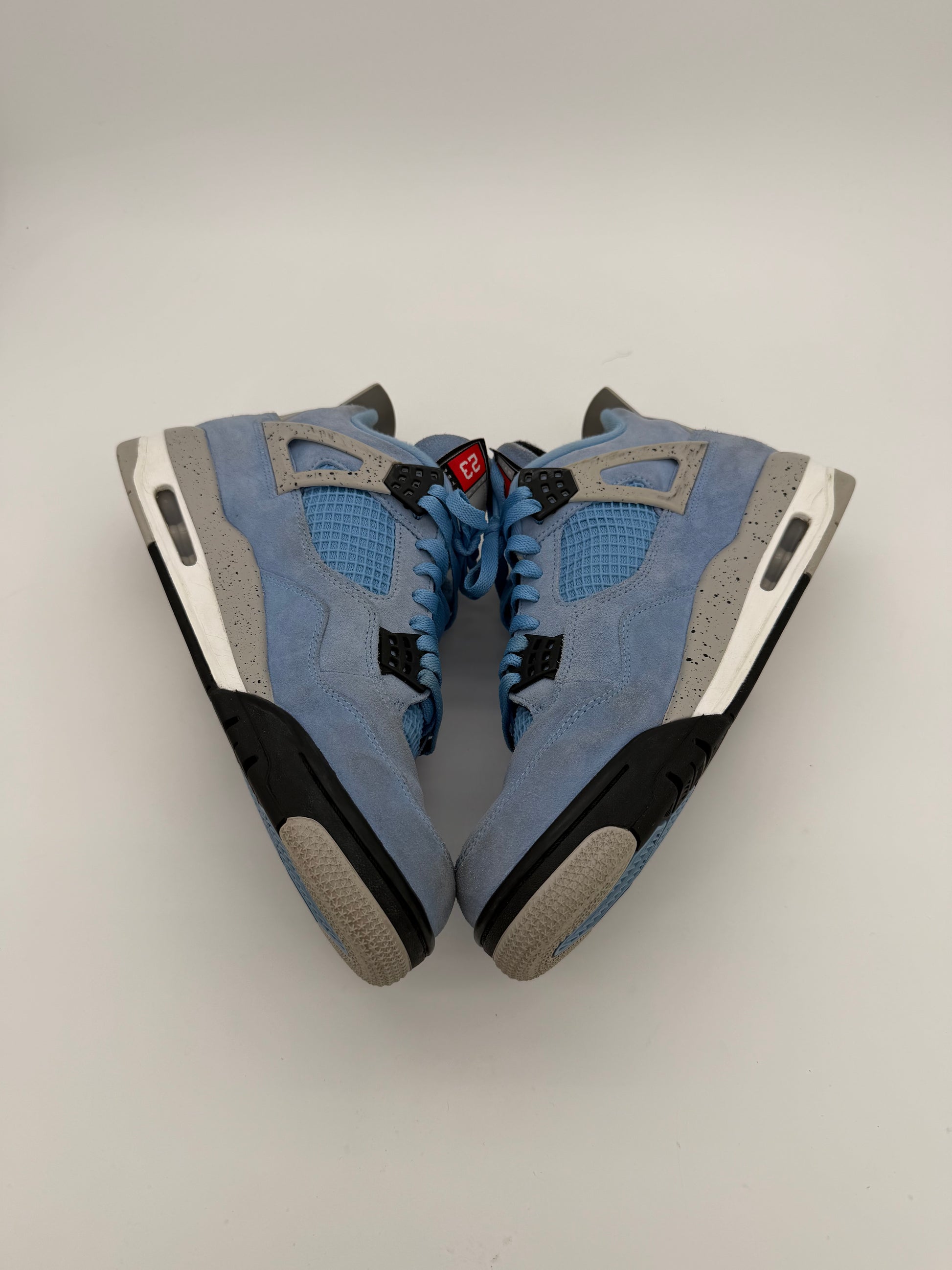 Jordan 4 Retro University Blue