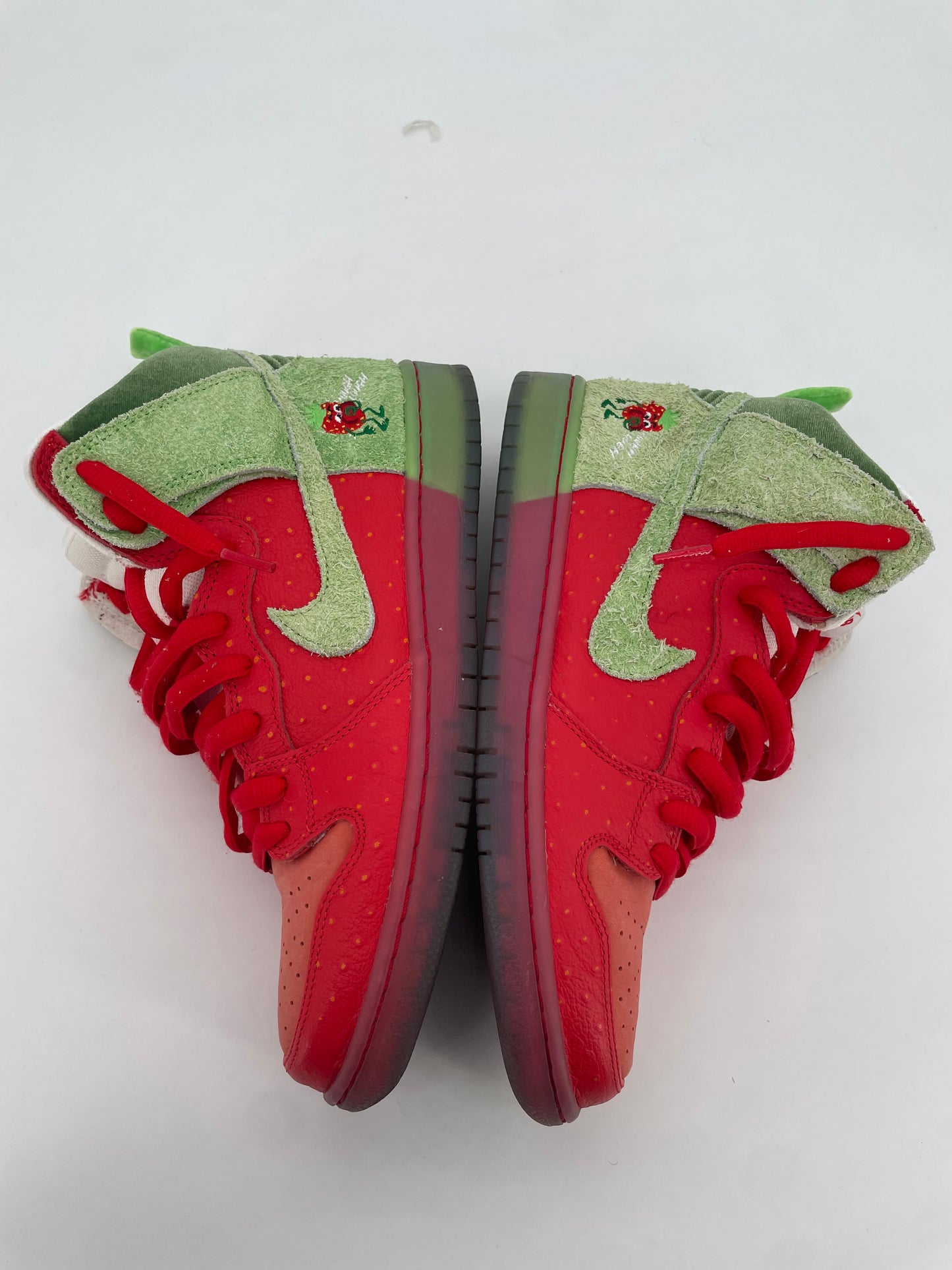 Nike SB Dunk High Strawberry Cough (Regular Box)