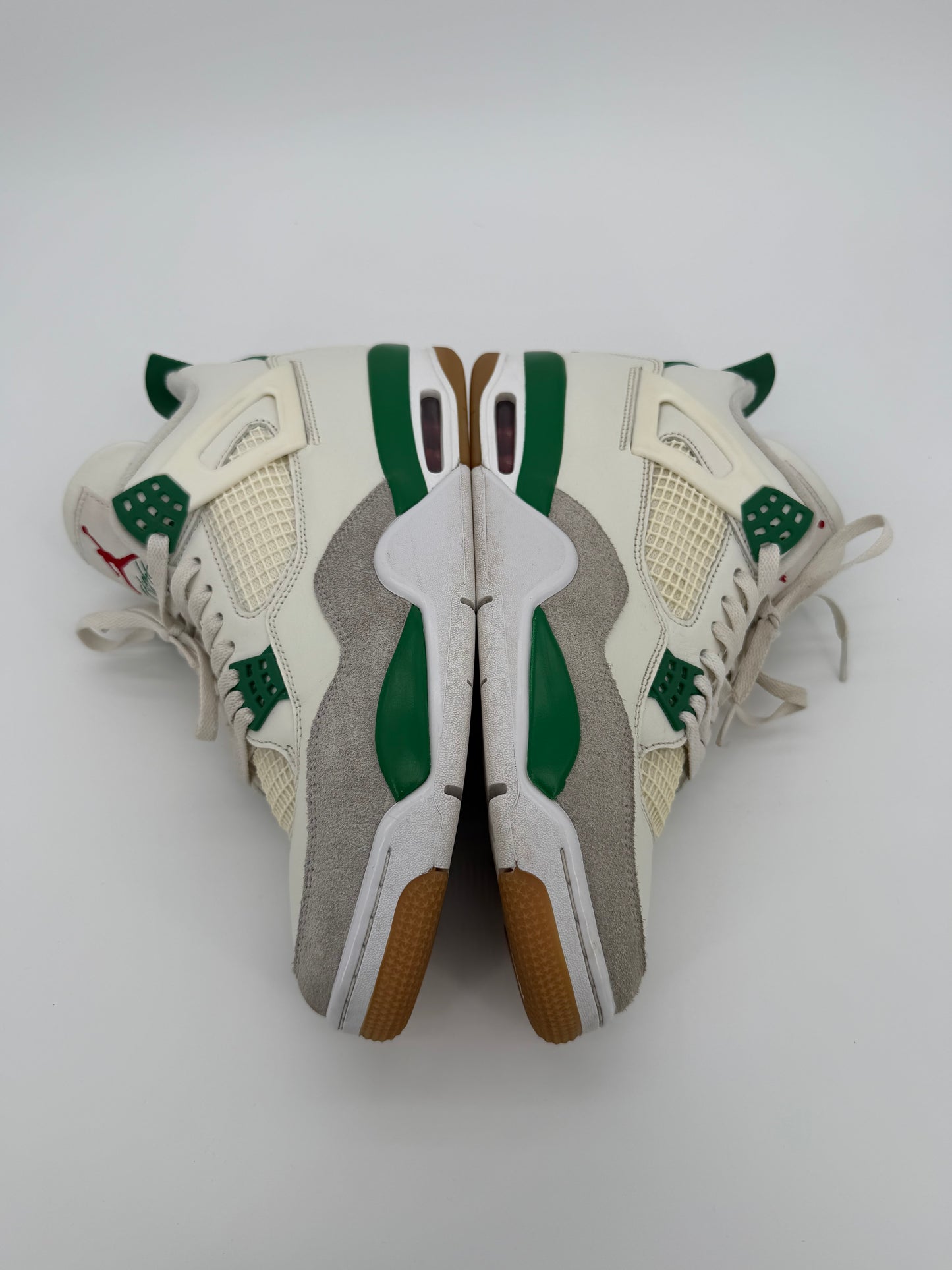 Jordan 4 Retro SB Pine Green