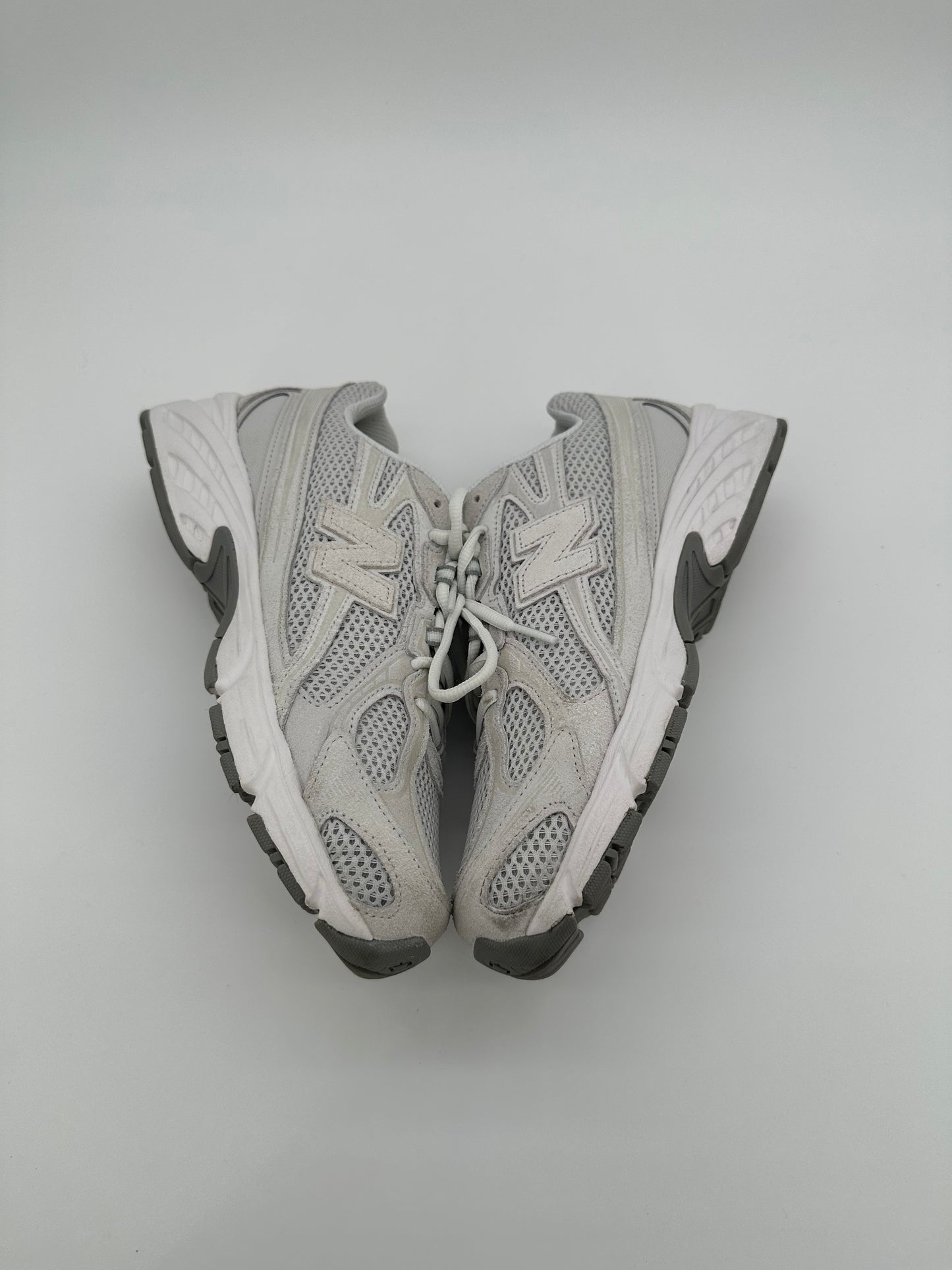 New Balance 740 Grey Day