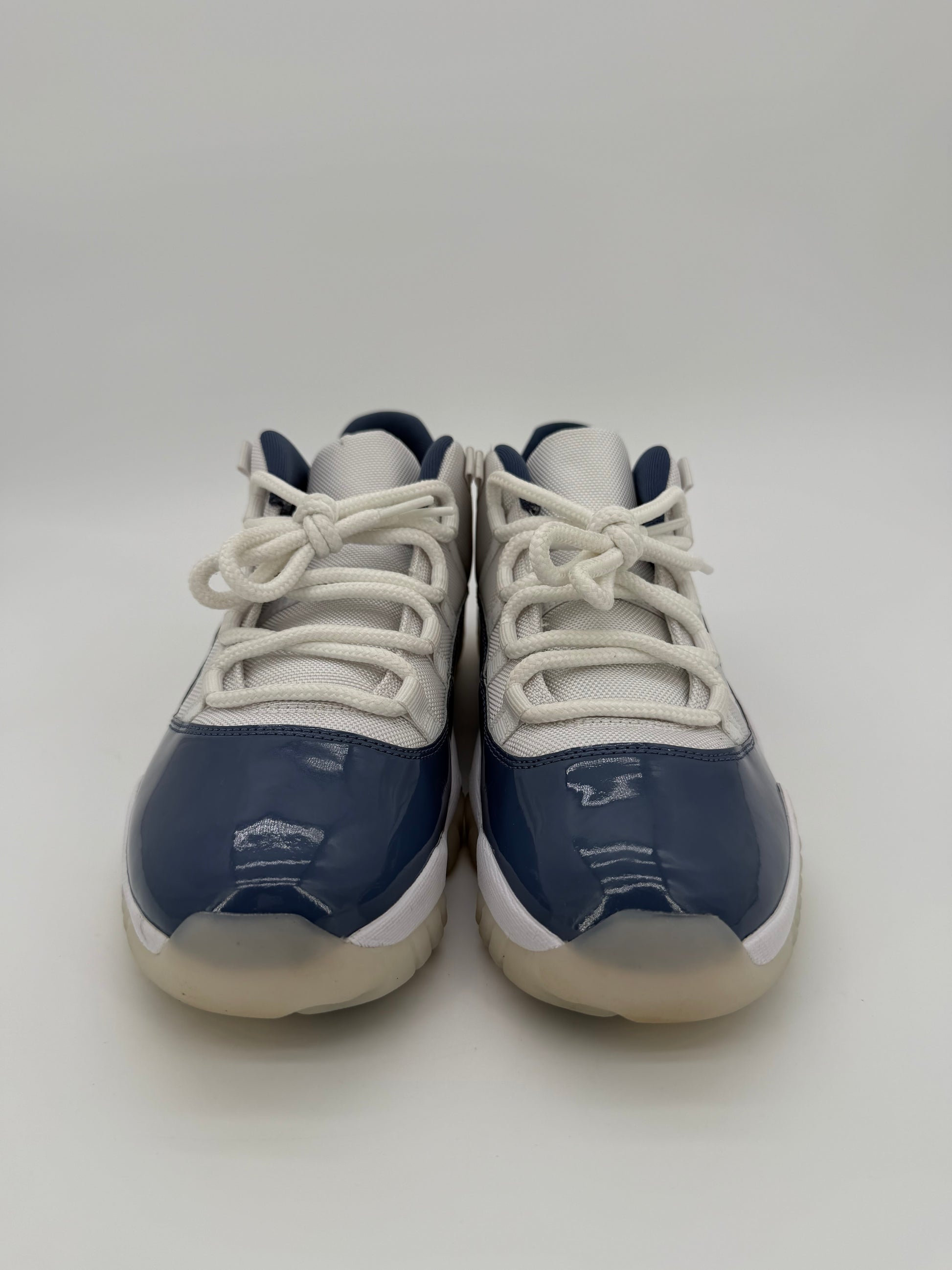 Jordan 11 Retro Low Diffused Blue
