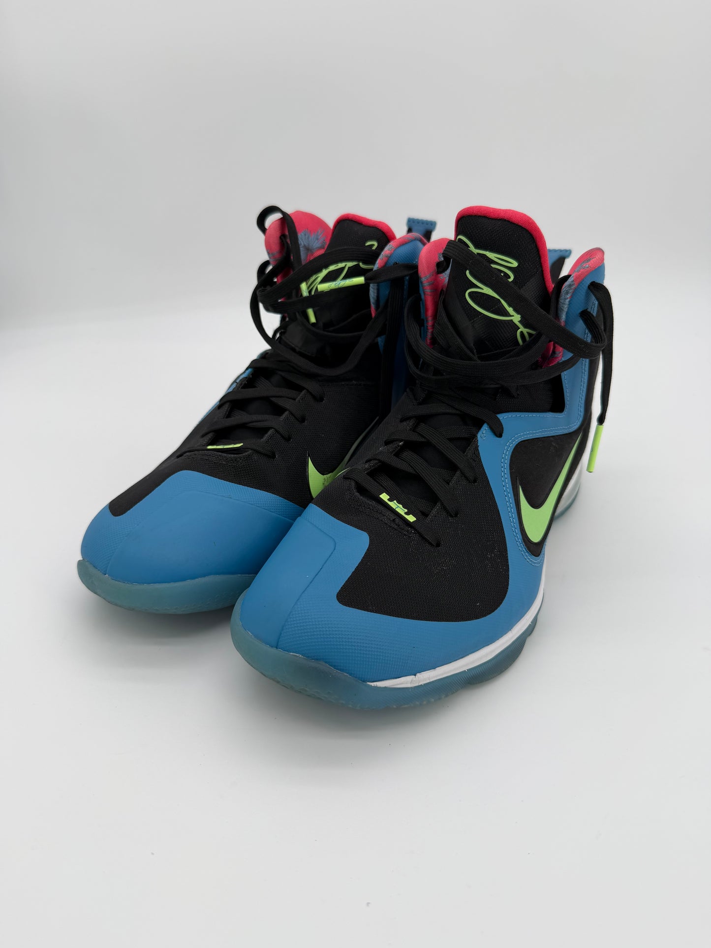 Nike LeBron 9 South Coast