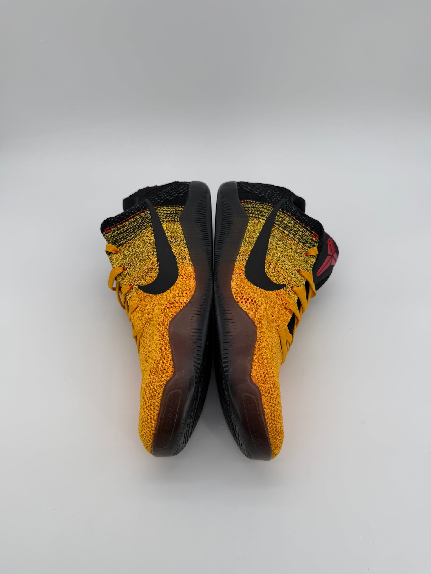 Nike Kobe 11 Elite Low Bruce Lee