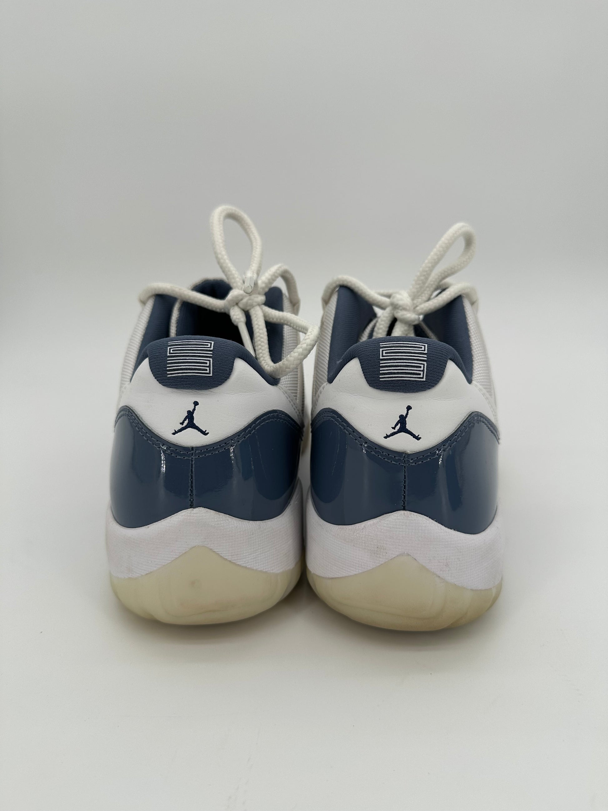 Jordan 11 Retro Low Diffused Blue