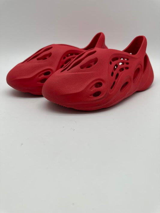 adidas Yeezy Foam RNNR Vermillion