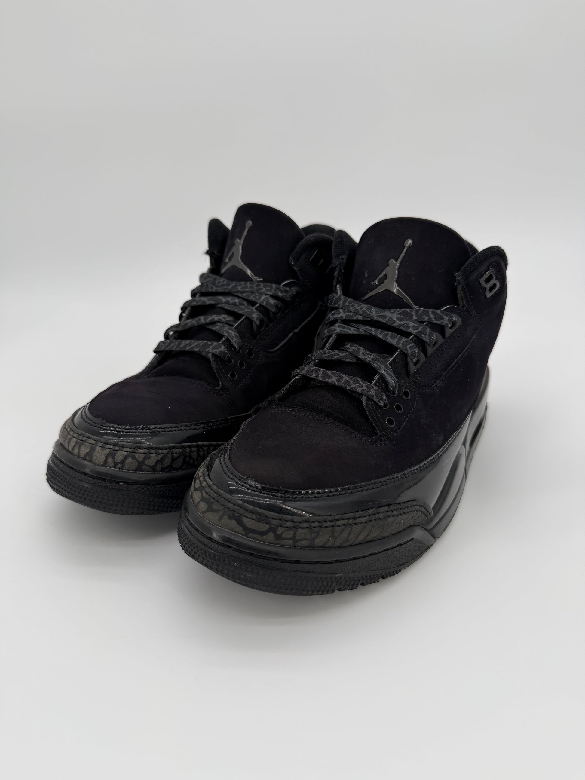 Jordan 3 Retro Black Cat (2025)