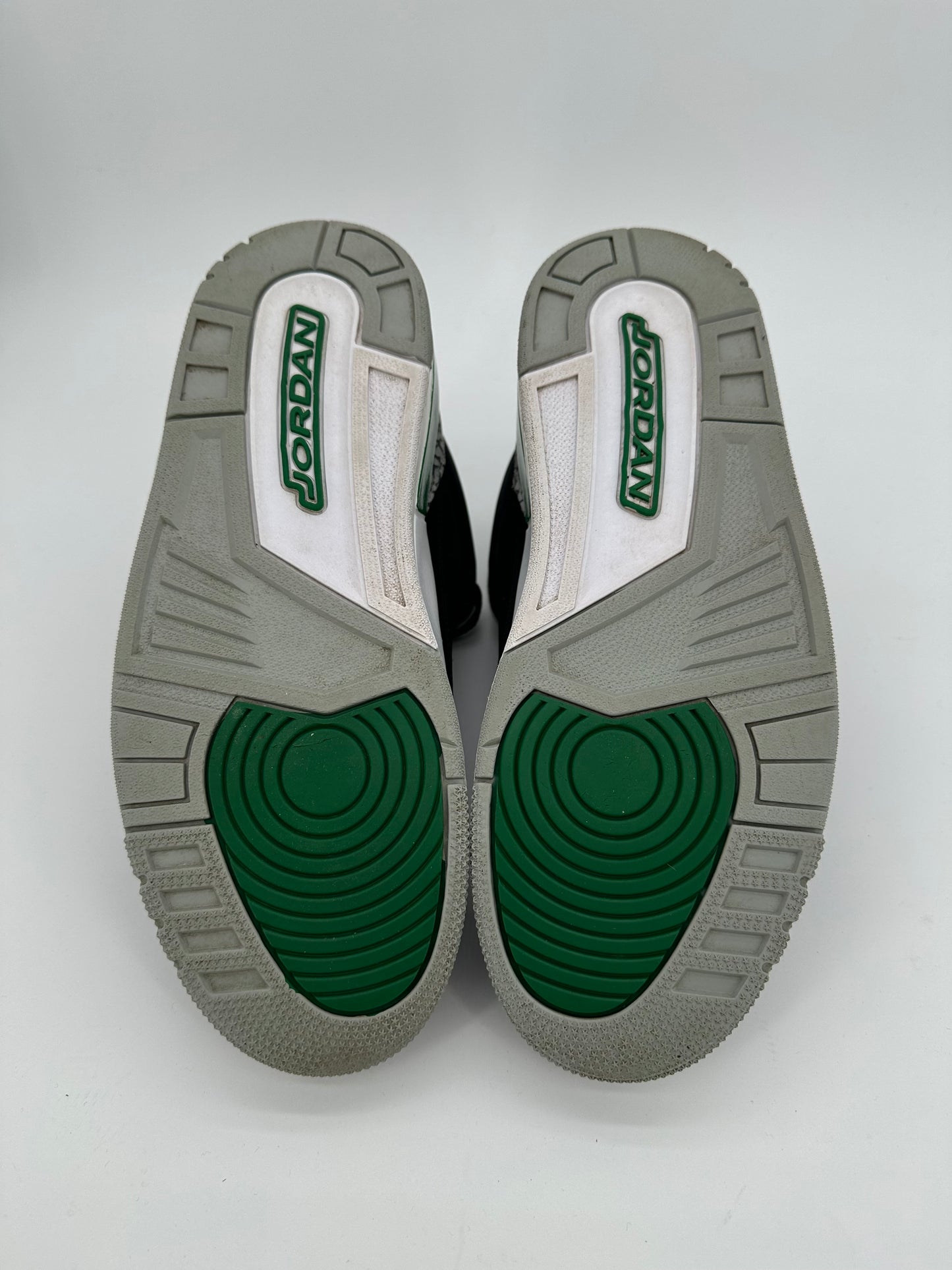 Jordan 3 Retro Pine Green