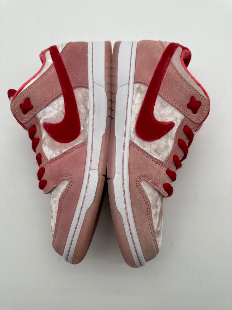 Nike SB Dunk Low StrangeLove Skateboards