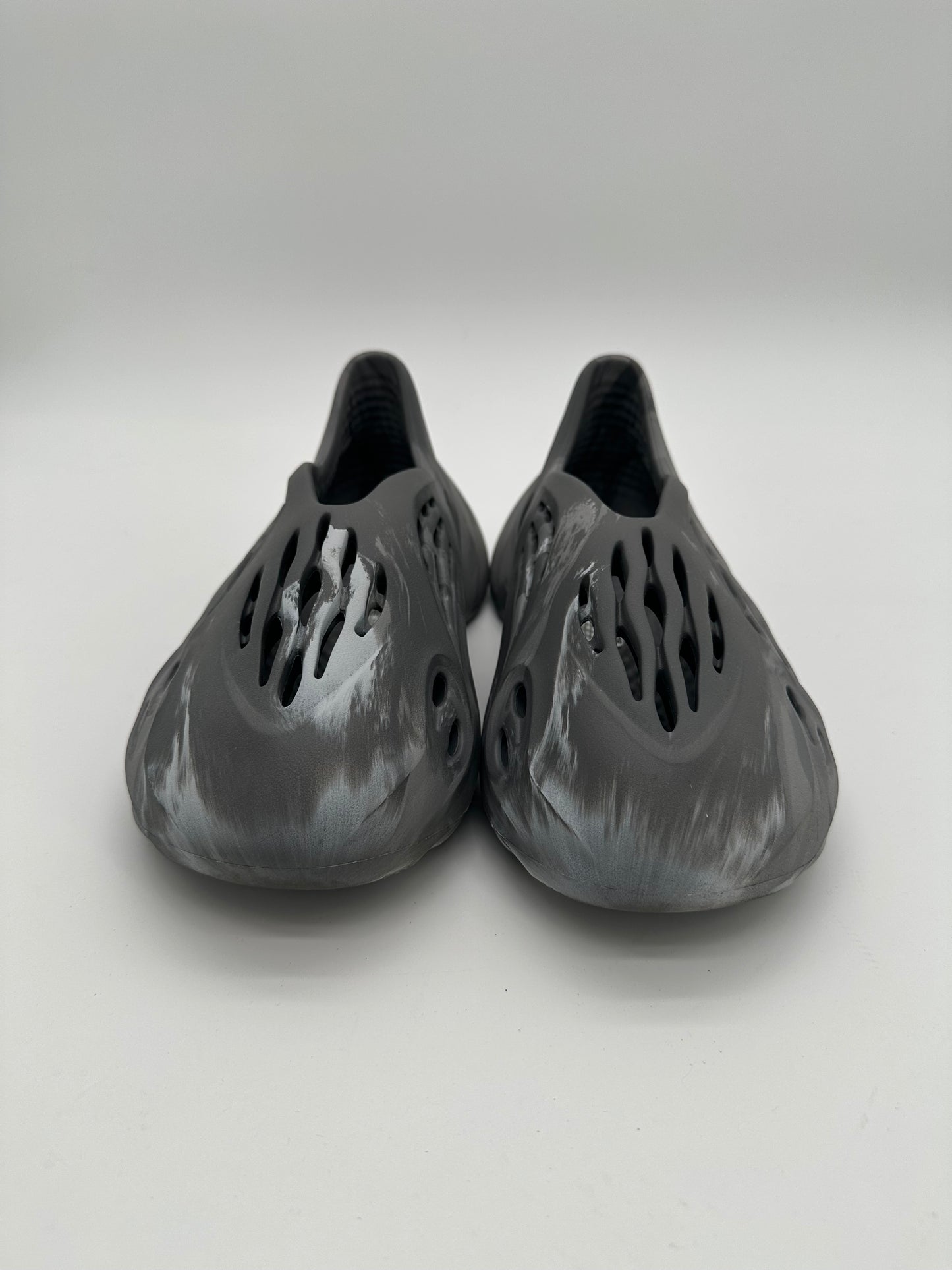 adidas Yeezy Foam RNR MX Granite