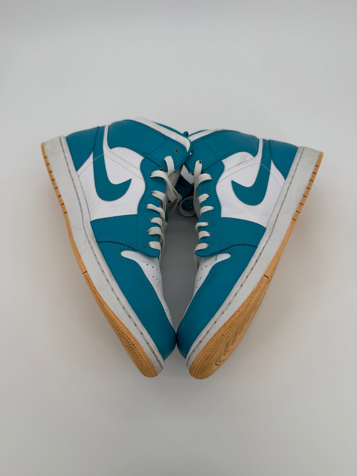 Jordan 1 Mid Aquatone