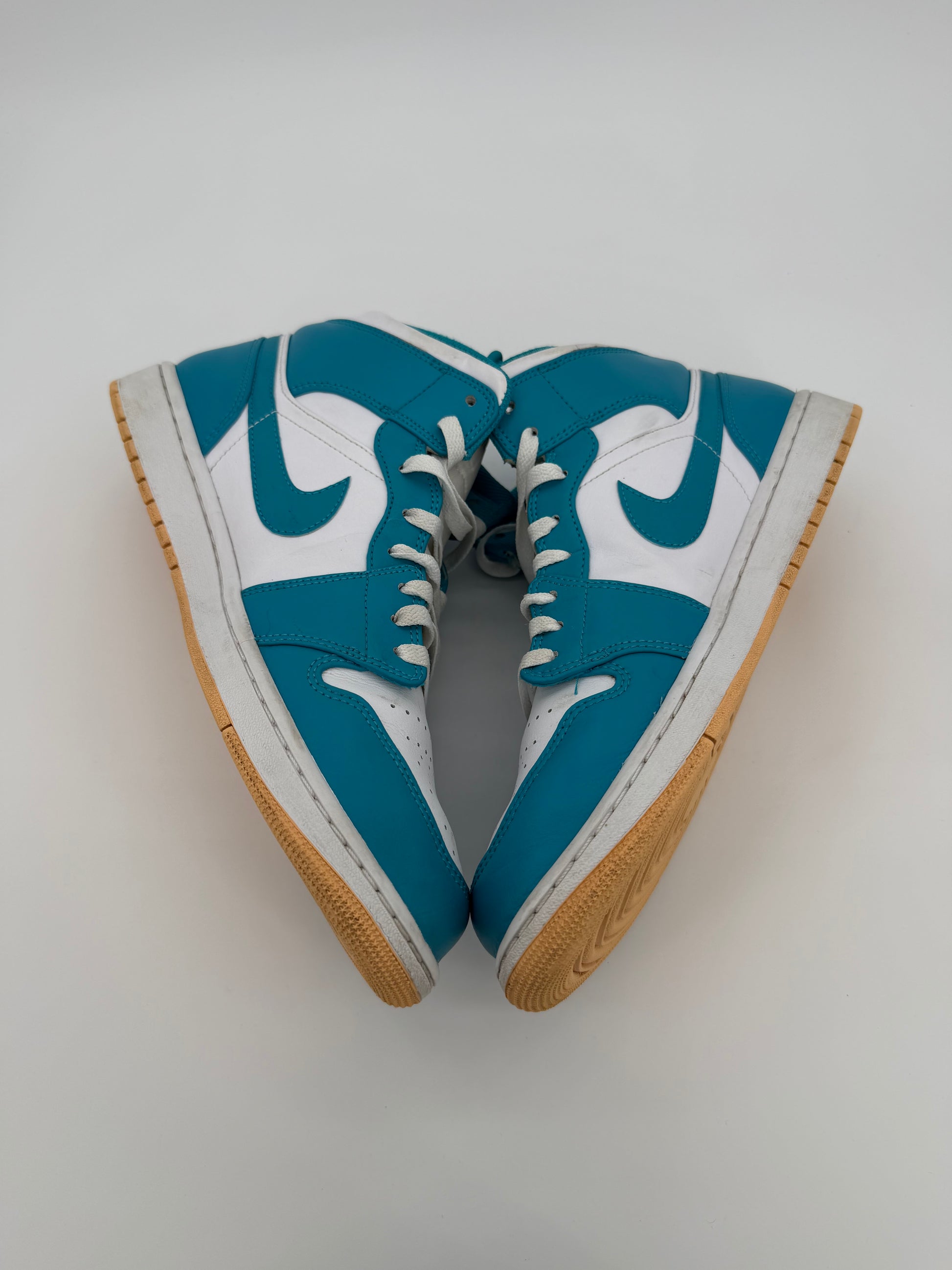 Jordan 1 Mid Aquatone
