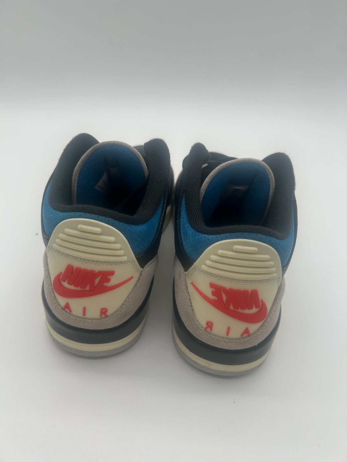 Jordan 3 Retro OG Rare Air