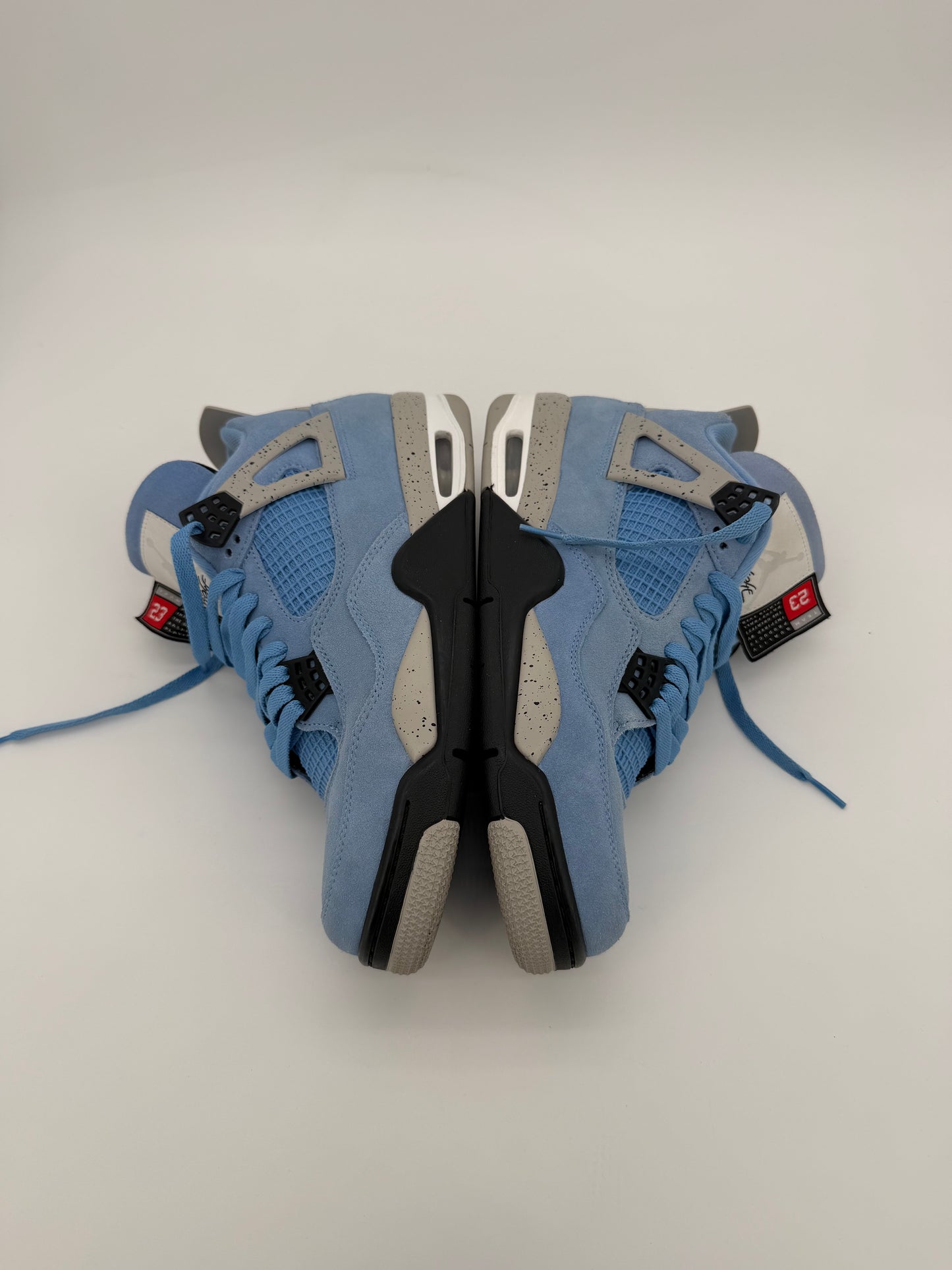 Jordan 4 Retro University Blue