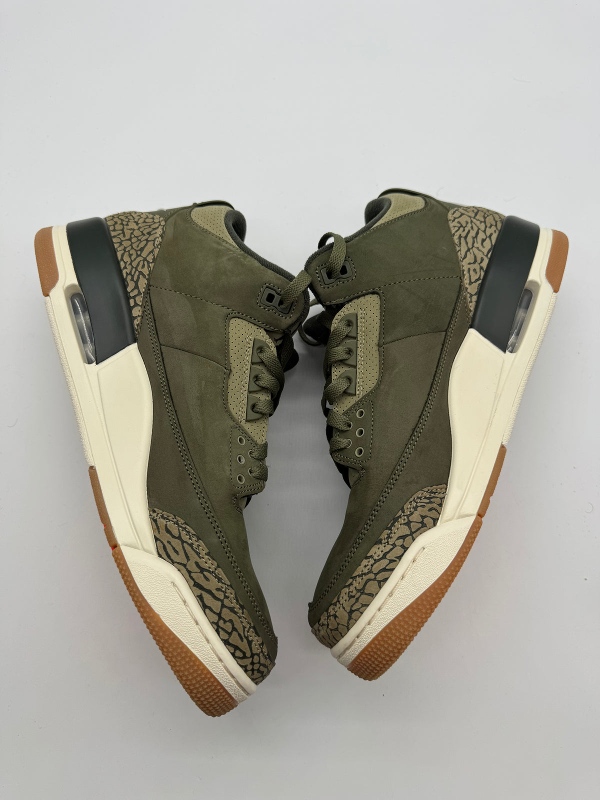Jordan 3 Retro Family Affair