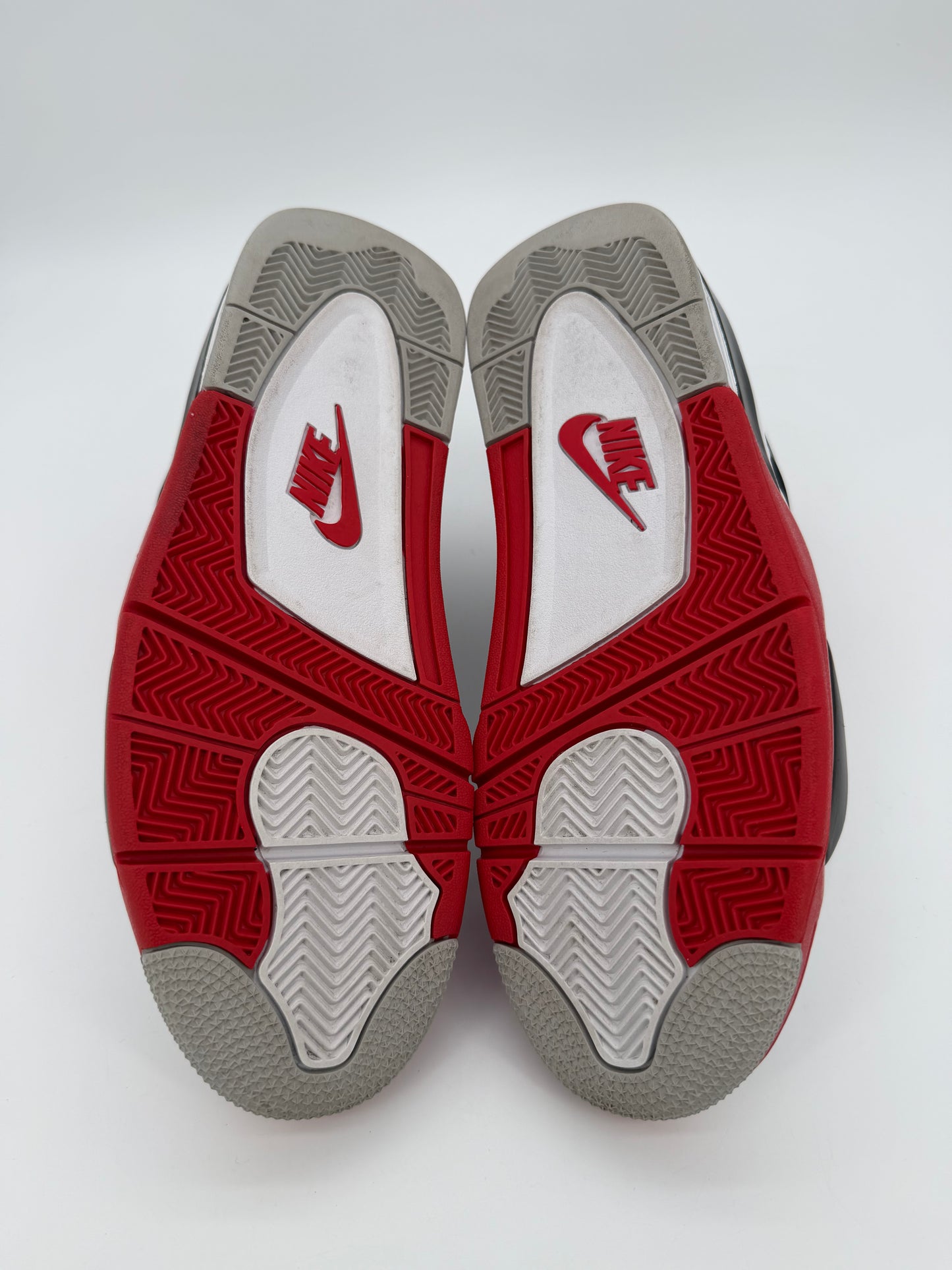 Jordan 4 Retro Fire Red (2020)
