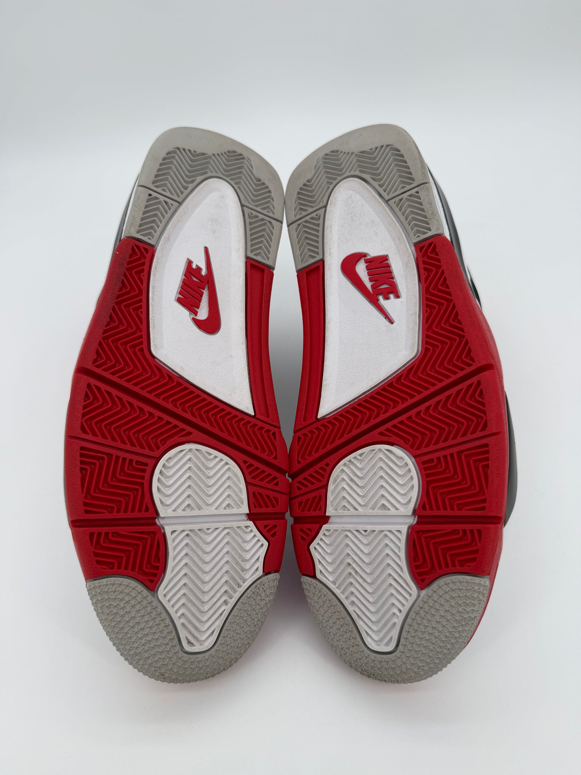 Jordan 4 Retro Fire Red (2020)