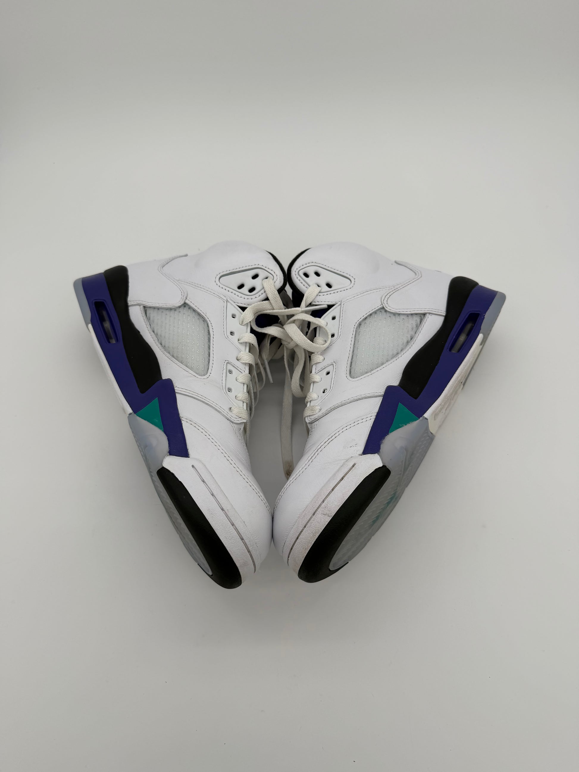 Jordan 5 Retro Grape (2025)
