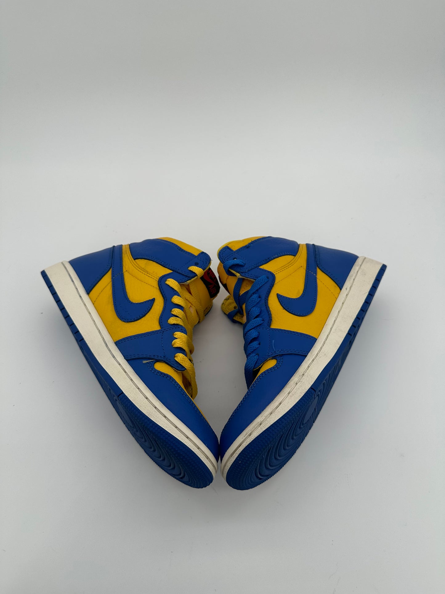 Jordan 1 Retro High OG Reverse Laney (Women's)