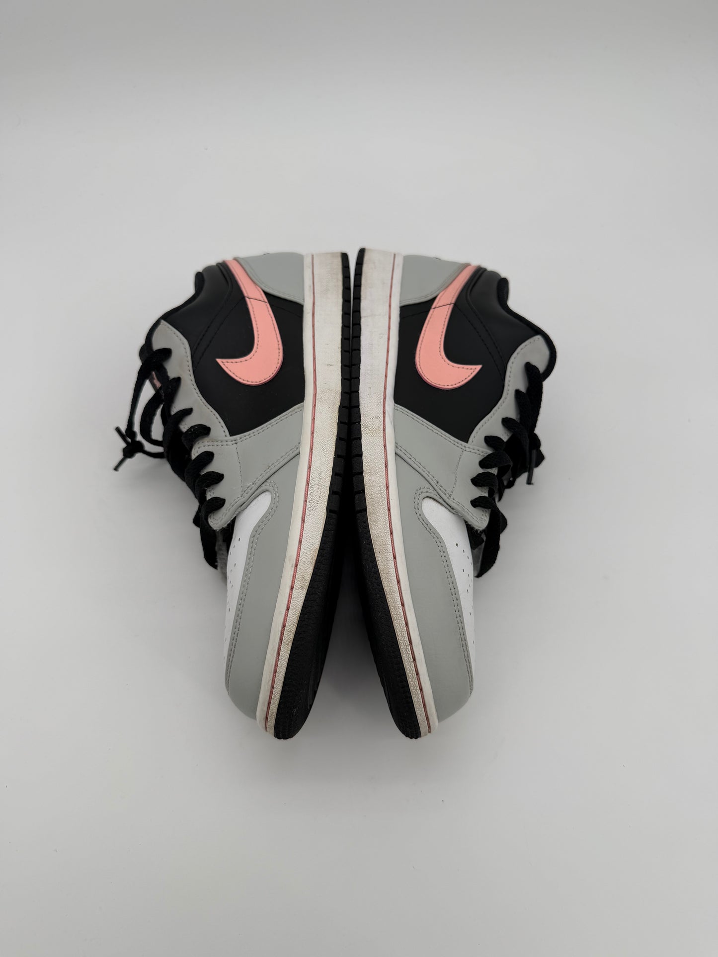 Jordan 1 Low Black Grey Pink