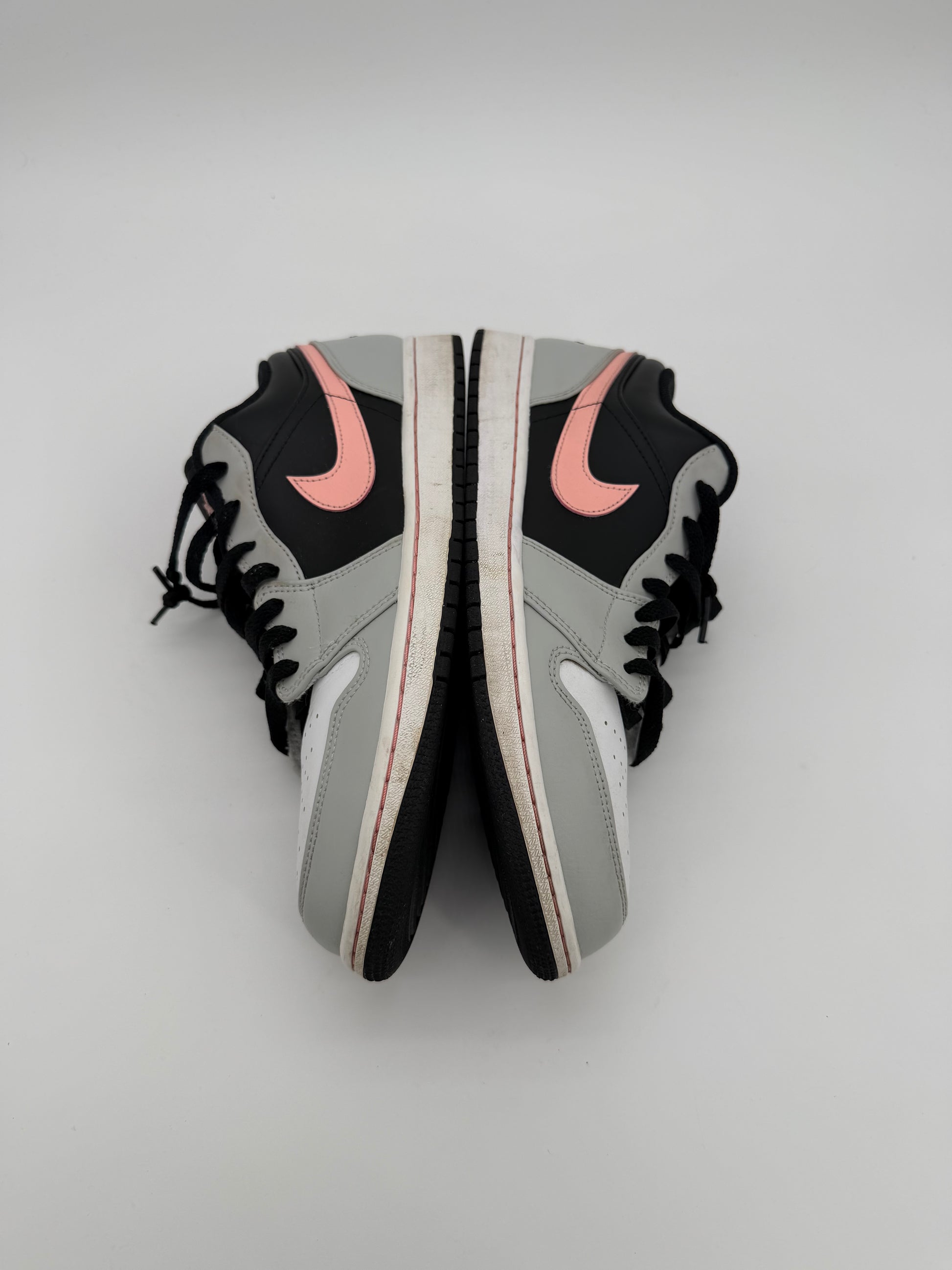 Jordan 1 Low Black Grey Pink
