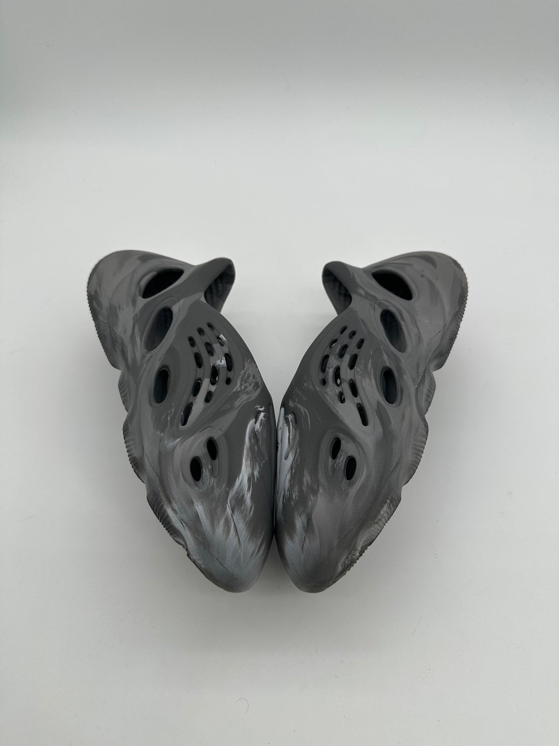 adidas Yeezy Foam RNR MX Granite